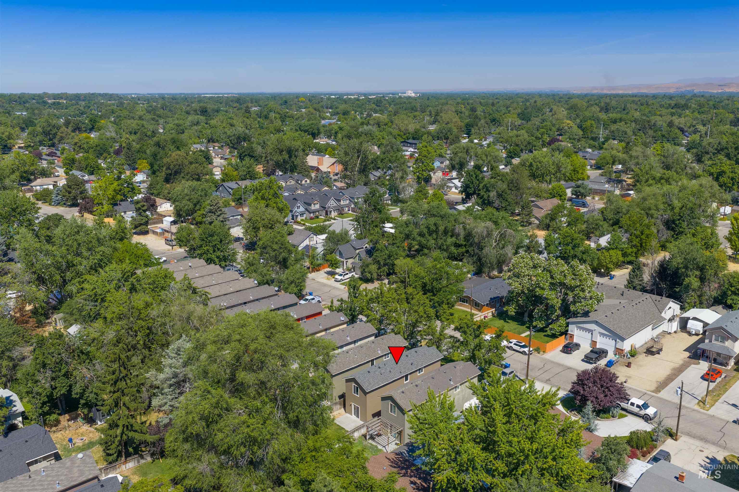 2903 W Lemhi, Boise, Idaho 83705, 3 Bedrooms, 2.5 Bathrooms, Residential For Sale, Price $425,000,MLS 98989763