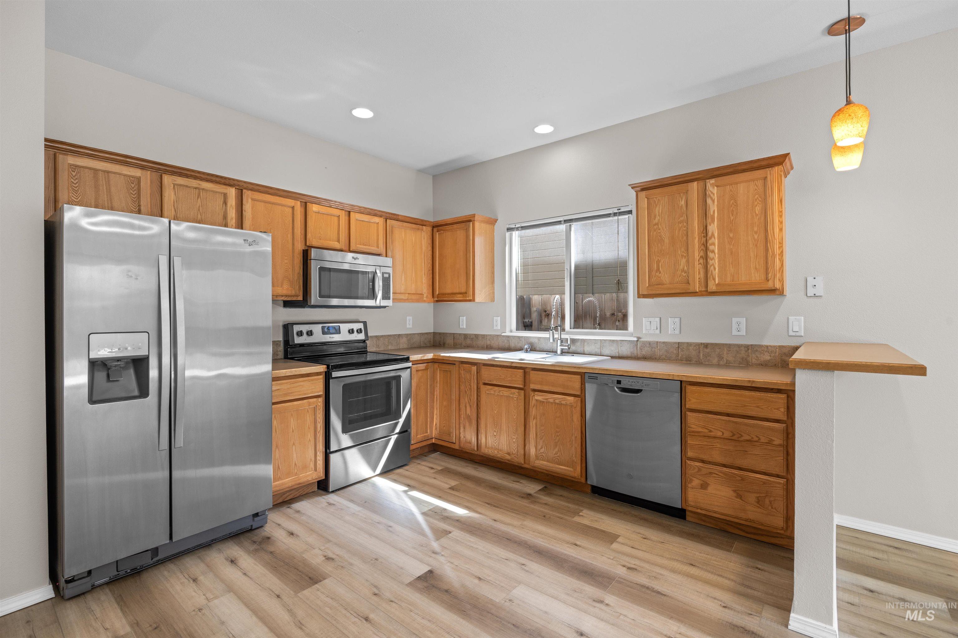 2903 W Lemhi, Boise, Idaho 83705, 3 Bedrooms, 2.5 Bathrooms, Residential For Sale, Price $425,000,MLS 98989763