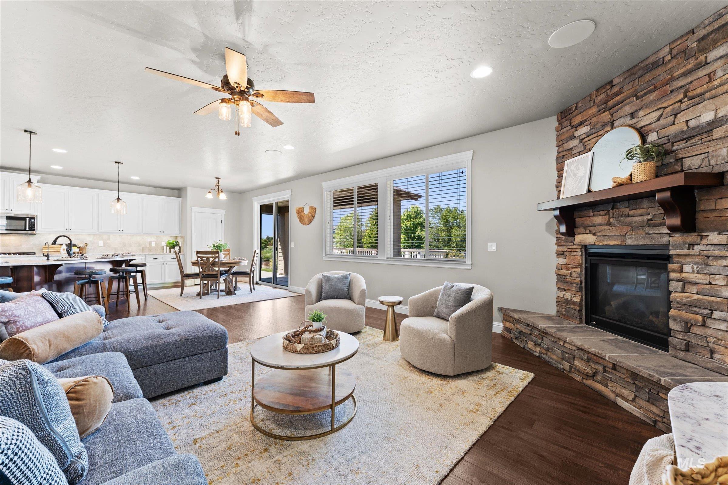 5440 W Rosslare, Eagle, Idaho 83616, 3 Bedrooms, 2.5 Bathrooms, Residential For Sale, Price $775,000, 98989764