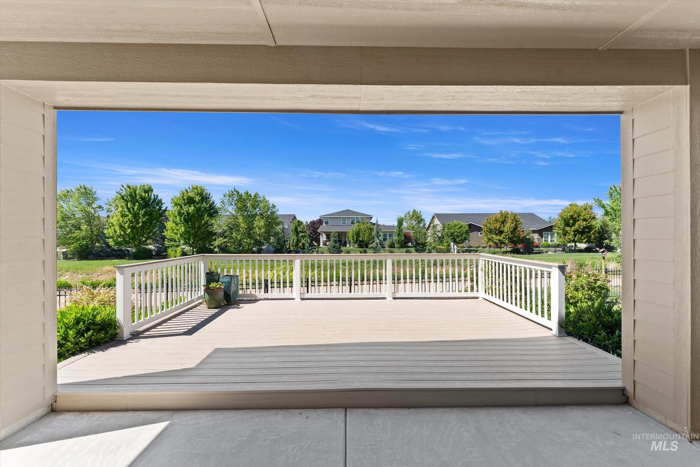 5440 W Rosslare, Eagle, Idaho 83616, 3 Bedrooms, 2.5 Bathrooms, Residential For Sale, Price $775,000, 98989764