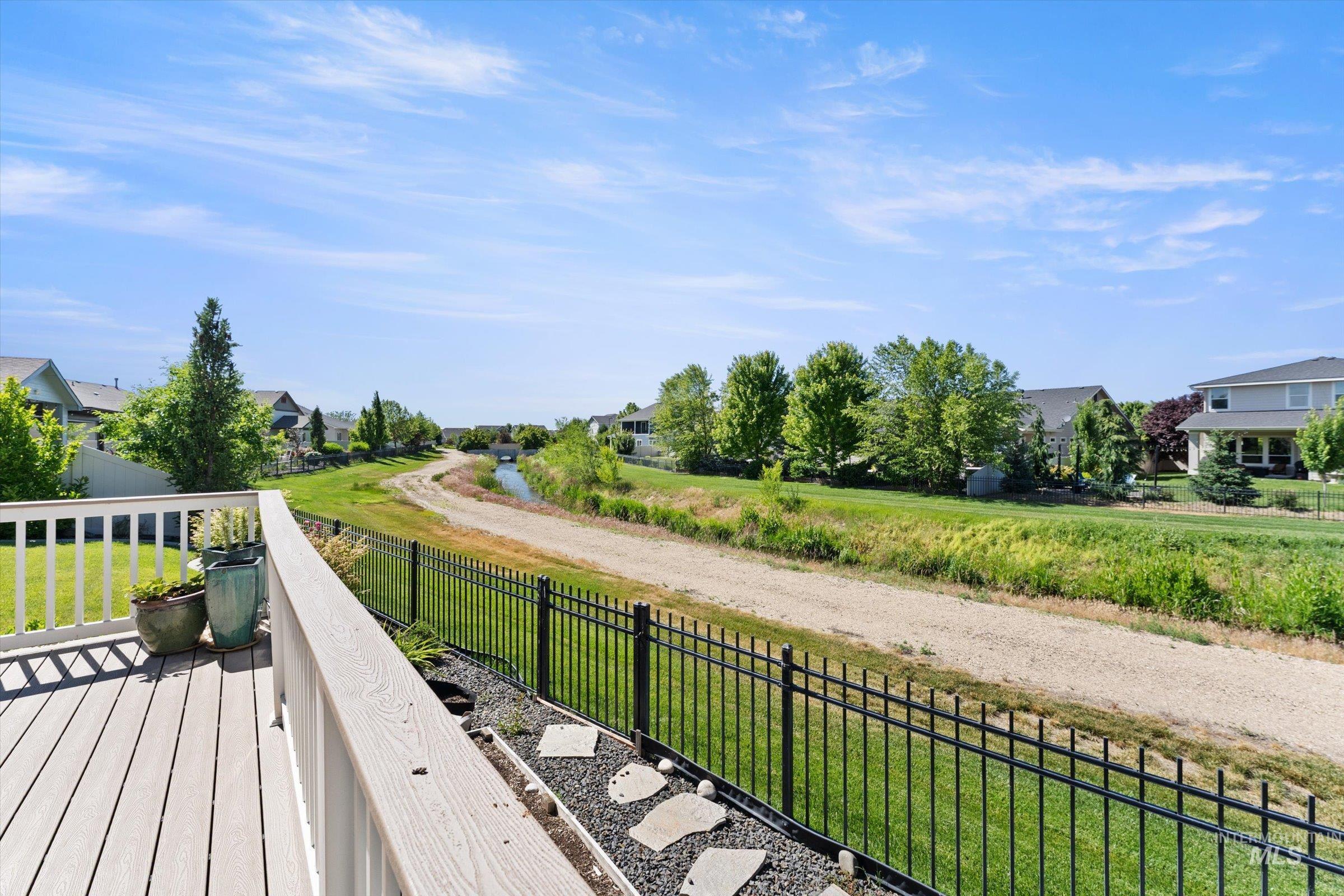5440 W Rosslare, Eagle, Idaho 83616, 3 Bedrooms, 2.5 Bathrooms, Residential For Sale, Price $775,000, 98989764