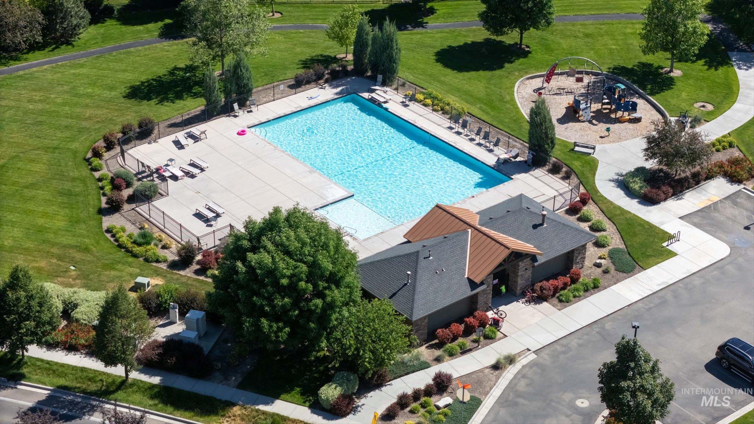 5440 W Rosslare, Eagle, Idaho 83616, 3 Bedrooms, 2.5 Bathrooms, Residential For Sale, Price $775,000, 98989764
