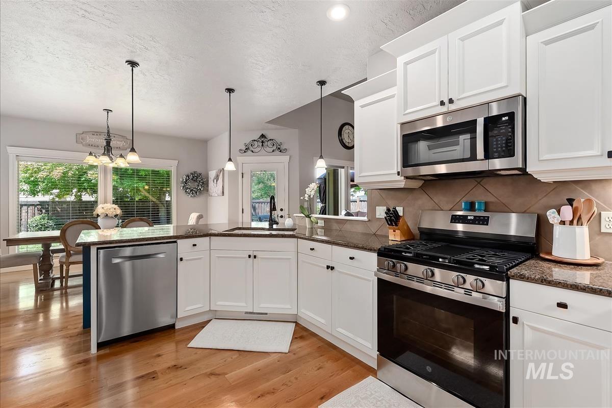 1112 E Kaibab Trail Dr, Meridian, Idaho 83646, 4 Bedrooms, 3 Bathrooms, Residential For Sale, Price $685,000, 98989765