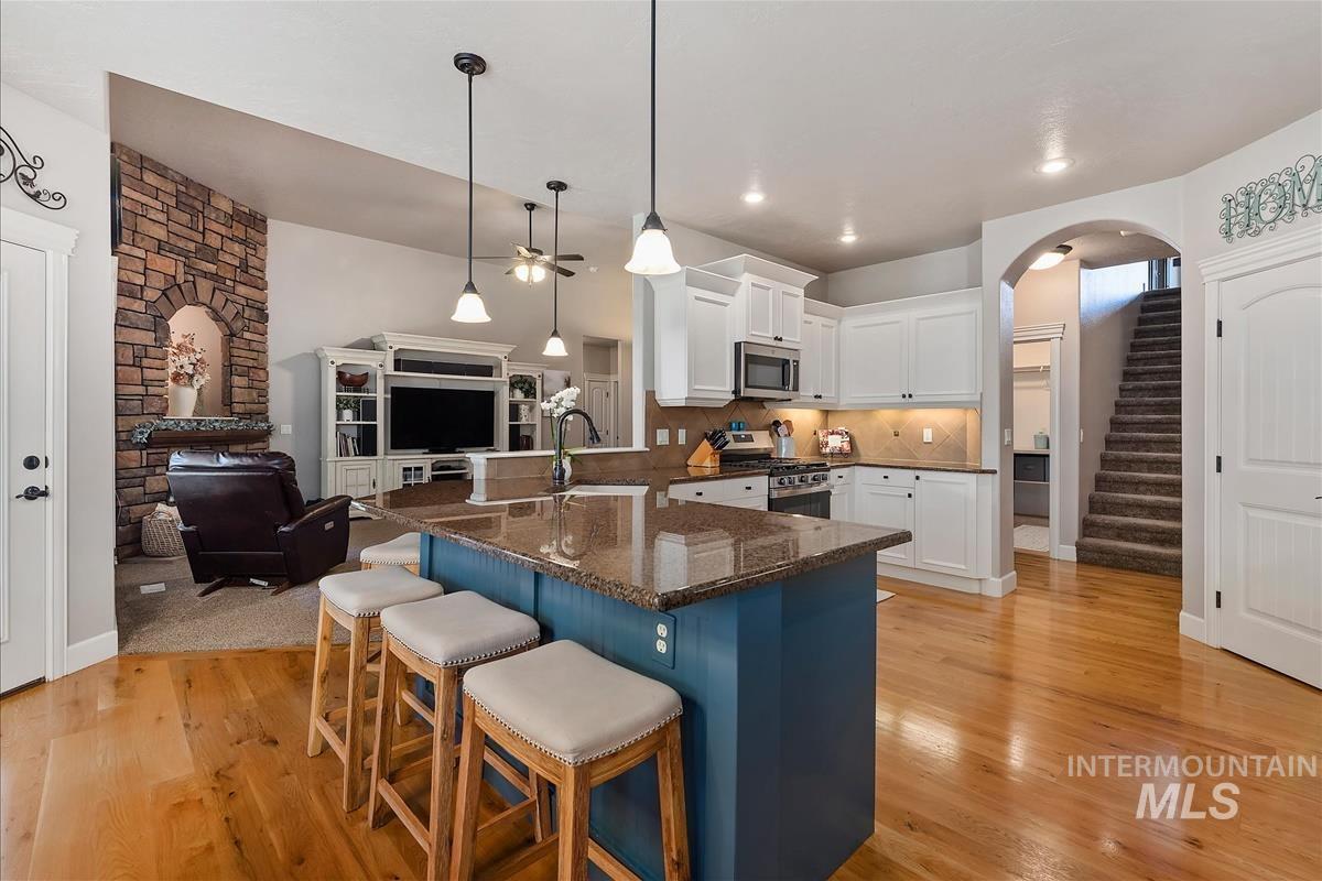 1112 E Kaibab Trail Dr, Meridian, Idaho 83646, 4 Bedrooms, 3 Bathrooms, Residential For Sale, Price $685,000, 98989765