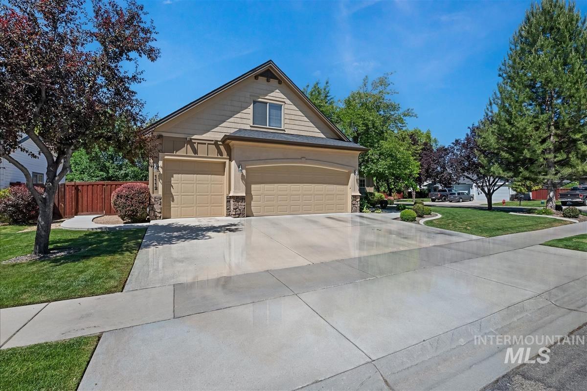 1112 E Kaibab Trail Dr, Meridian, Idaho 83646, 4 Bedrooms, 3 Bathrooms, Residential For Sale, Price $685,000, 98989765