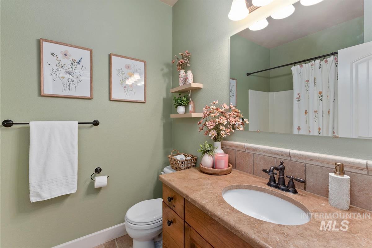 1112 E Kaibab Trail Dr, Meridian, Idaho 83646, 4 Bedrooms, 3 Bathrooms, Residential For Sale, Price $685,000, 98989765