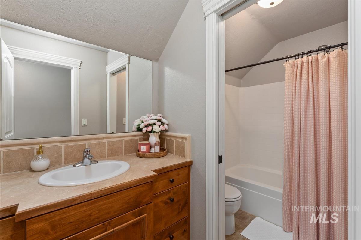 1112 E Kaibab Trail Dr, Meridian, Idaho 83646, 4 Bedrooms, 3 Bathrooms, Residential For Sale, Price $685,000, 98989765