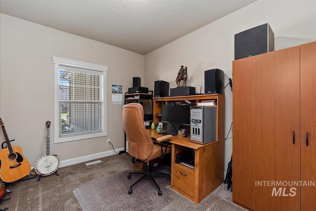 1112 E Kaibab Trail Dr, Meridian, Idaho 83646, 4 Bedrooms, 3 Bathrooms, Residential For Sale, Price $685,000, 98989765
