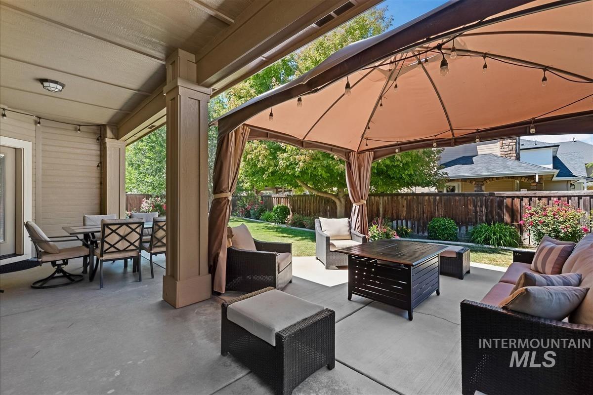 1112 E Kaibab Trail Dr, Meridian, Idaho 83646, 4 Bedrooms, 3 Bathrooms, Residential For Sale, Price $685,000, 98989765