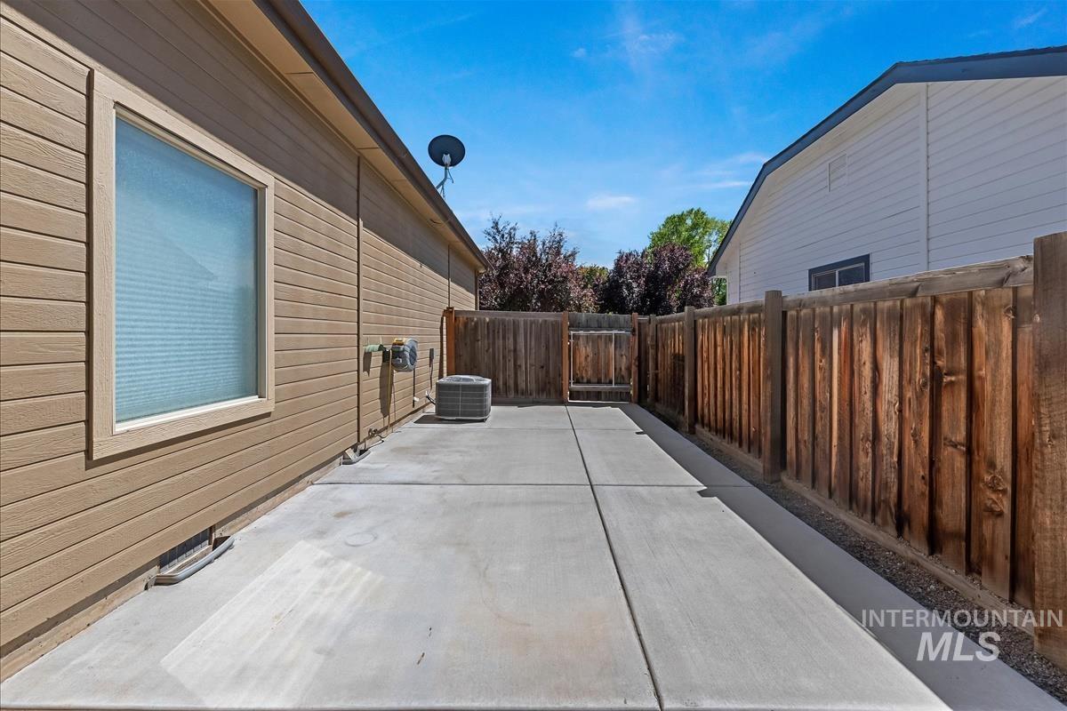 1112 E Kaibab Trail Dr, Meridian, Idaho 83646, 4 Bedrooms, 3 Bathrooms, Residential For Sale, Price $685,000, 98989765