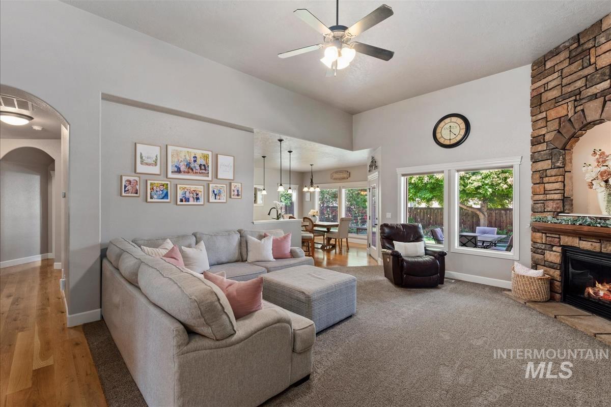 1112 E Kaibab Trail Dr, Meridian, Idaho 83646, 4 Bedrooms, 3 Bathrooms, Residential For Sale, Price $685,000, 98989765