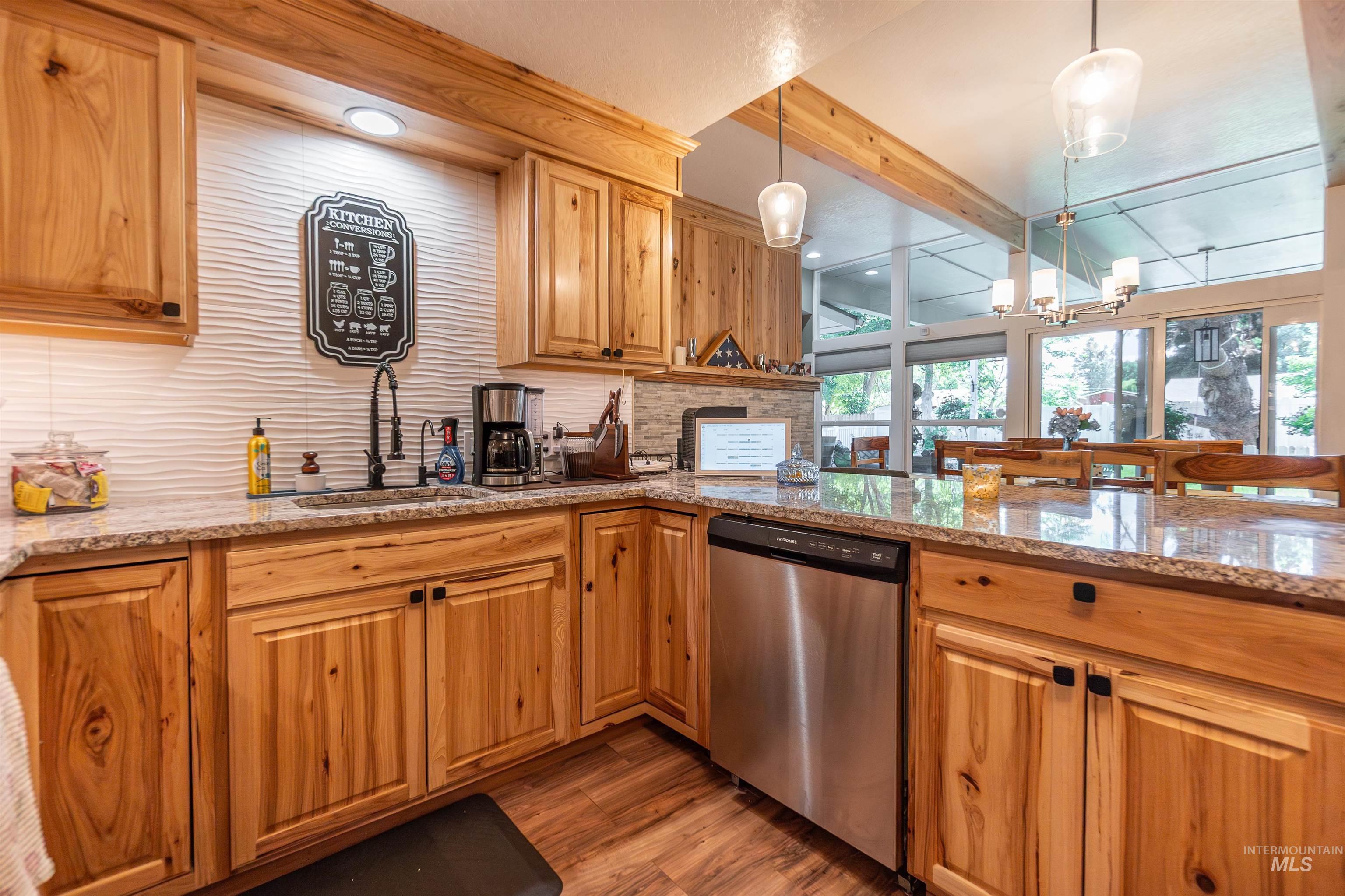 910 N Plateau Ave, Caldwell, Idaho 83605, 5 Bedrooms, 3 Bathrooms, Residential For Sale, Price $625,000, 98989766