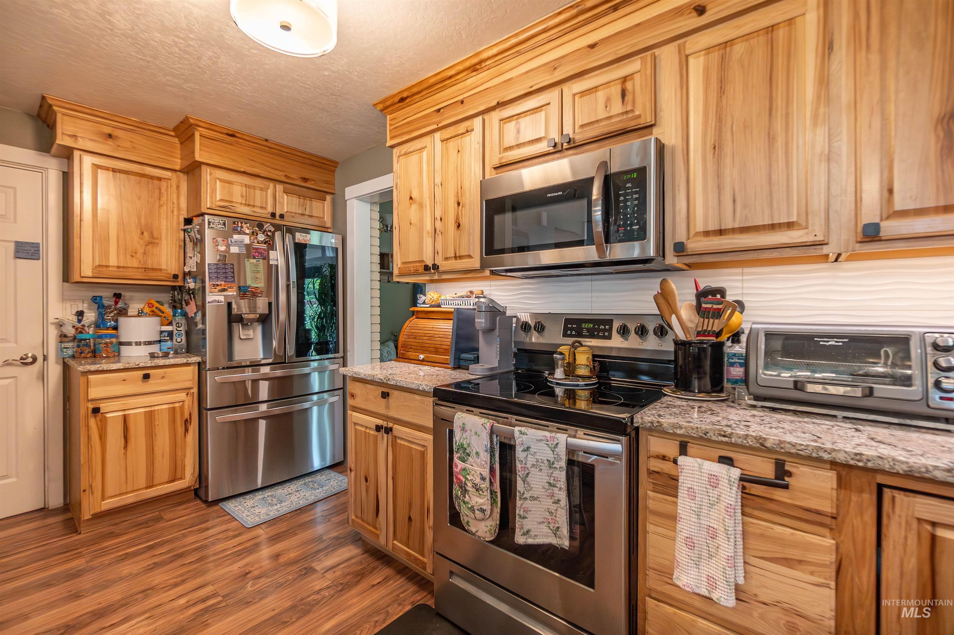 910 N Plateau Ave, Caldwell, Idaho 83605, 5 Bedrooms, 3 Bathrooms, Residential For Sale, Price $625,000, 98989766