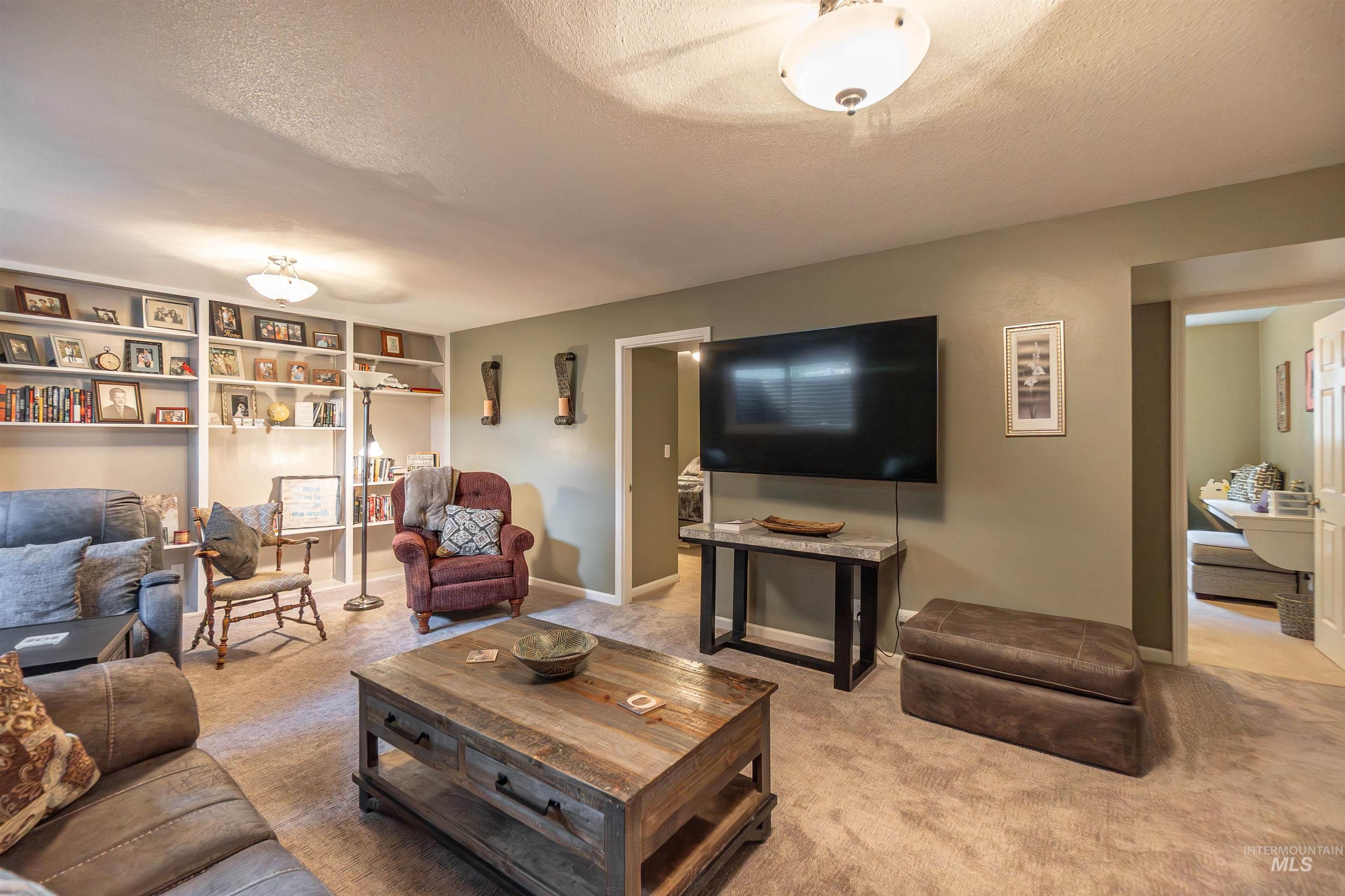 910 N Plateau Ave, Caldwell, Idaho 83605, 5 Bedrooms, 3 Bathrooms, Residential For Sale, Price $625,000, 98989766