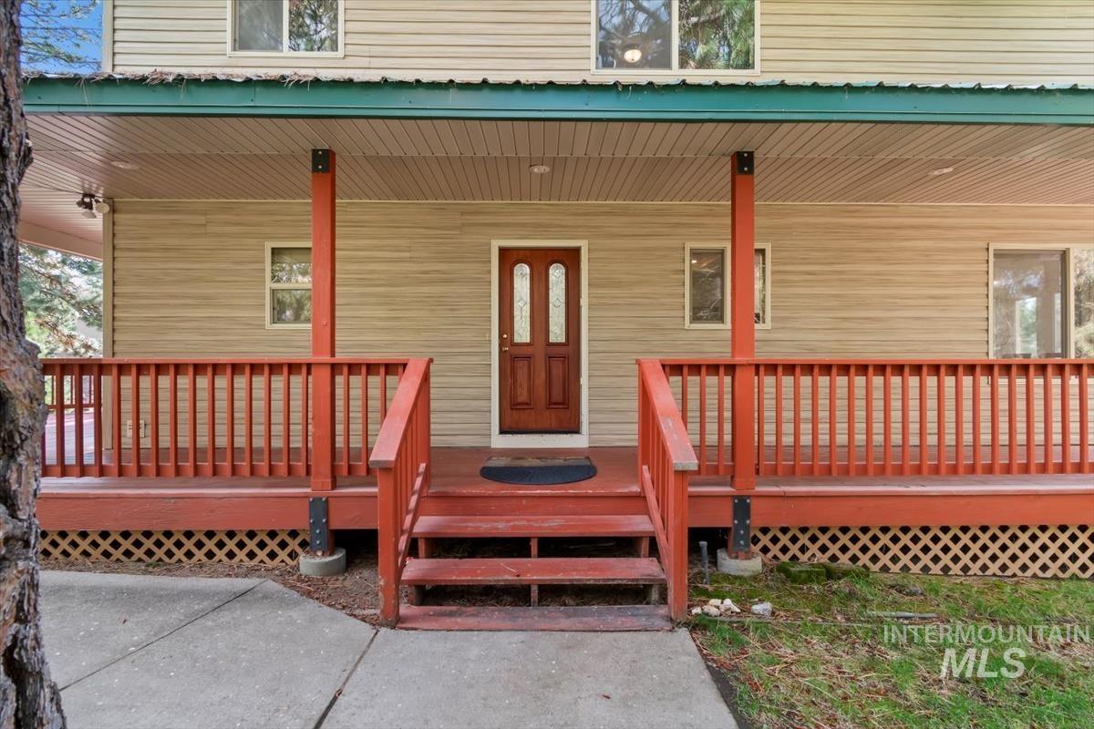 1496 Pine Ridge, Cascade, Idaho 83611, 4 Bedrooms, 4 Bathrooms, Residential For Sale, Price $779,000, 98989768