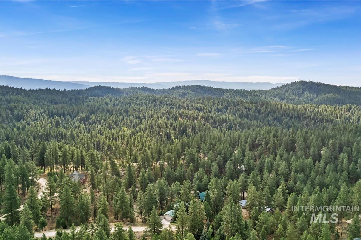 1496 Pine Ridge, Cascade, Idaho 83611, 4 Bedrooms, 4 Bathrooms, Residential For Sale, Price $779,000, 98989768