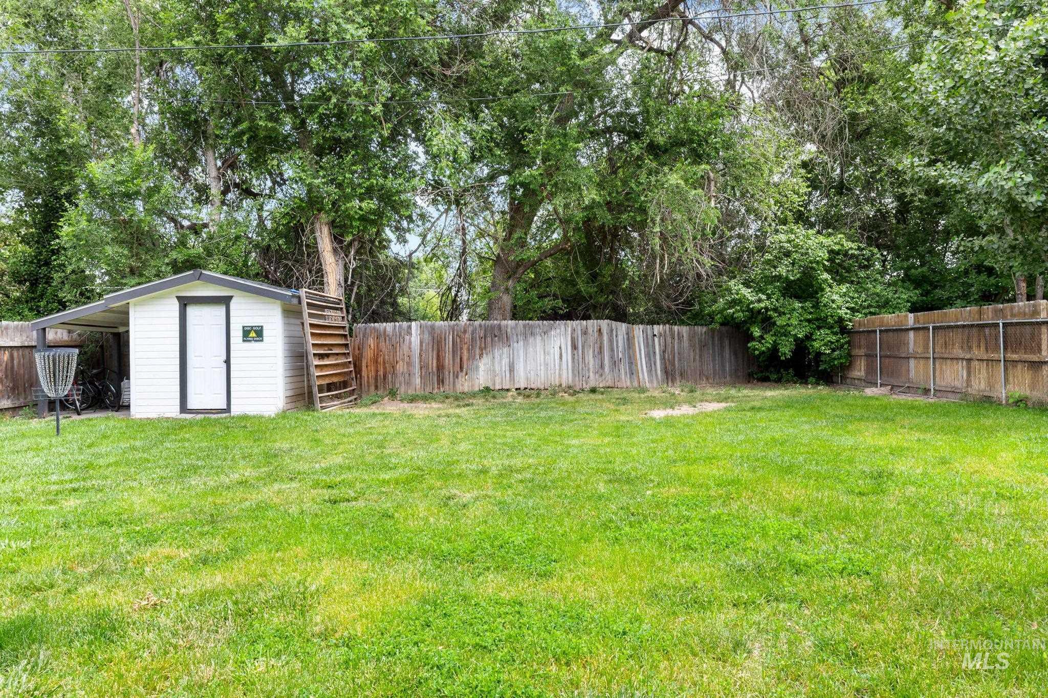 1304 S Columbus Street, Boise, Idaho 83705, 3 Bedrooms, 2 Bathrooms, Residential For Sale, Price $534,900,MLS 98989770