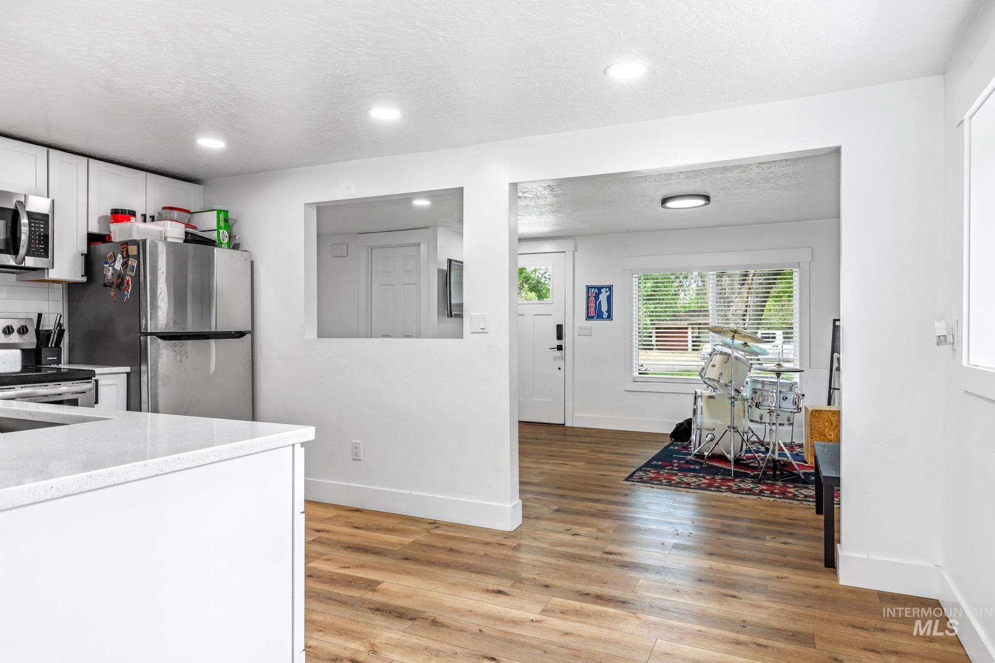 1304 S Columbus Street, Boise, Idaho 83705, 3 Bedrooms, 2 Bathrooms, Residential Income For Sale, Price $534,900,MLS 98989772