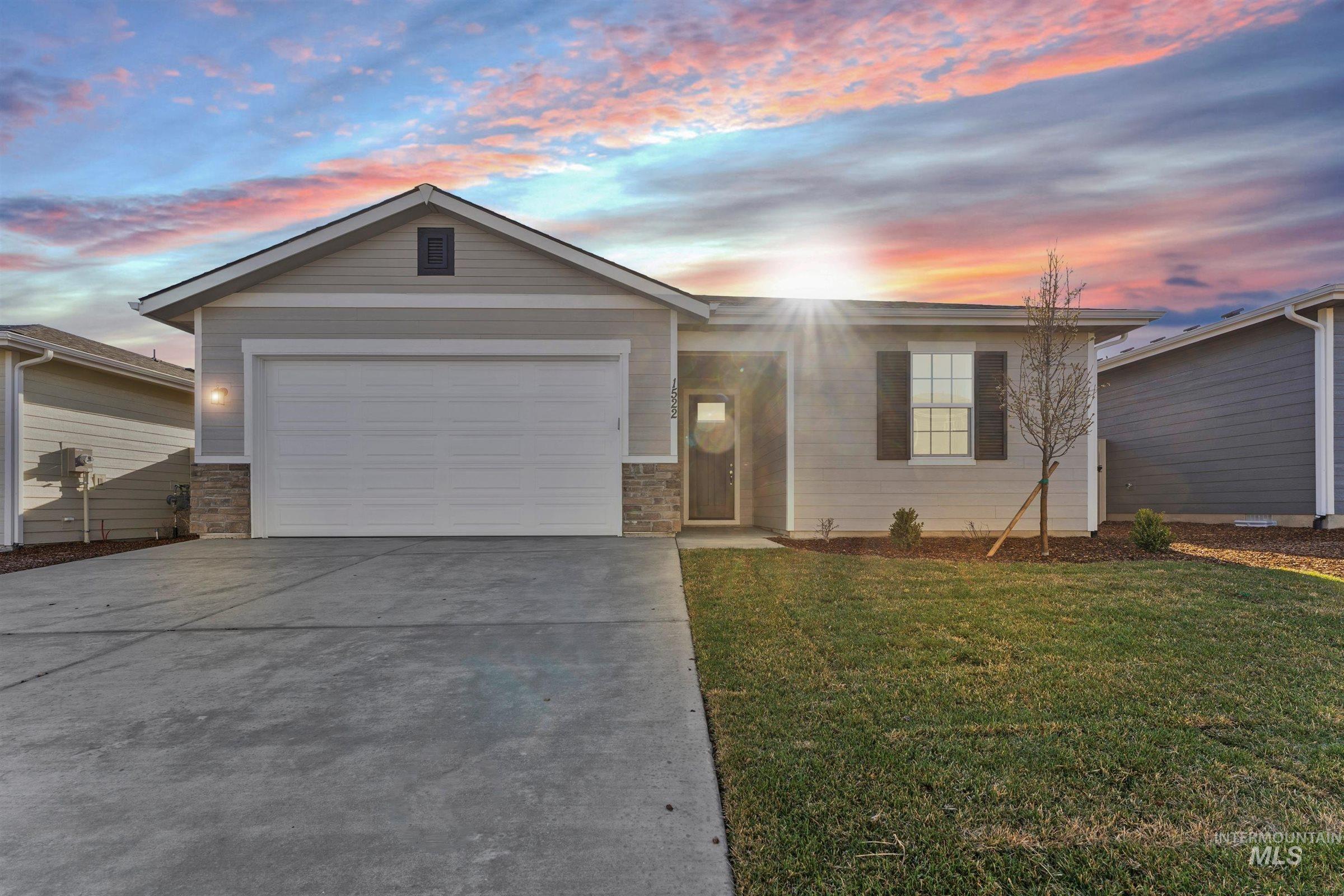 11210 Caribou Ridge Dr, Caldwell, Idaho 83605, 3 Bedrooms, 2 Bathrooms, Residential For Sale, Price $370,990, 98989774