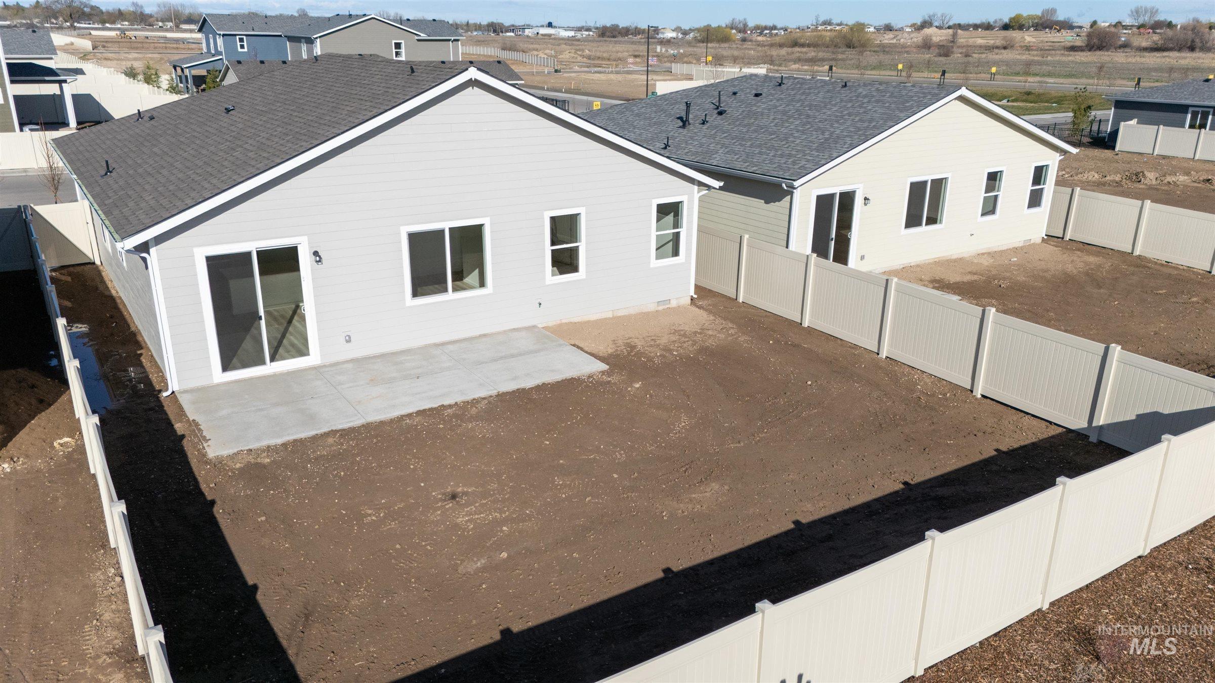 11210 Caribou Ridge Dr, Caldwell, Idaho 83605, 3 Bedrooms, 2 Bathrooms, Residential For Sale, Price $370,990, 98989774