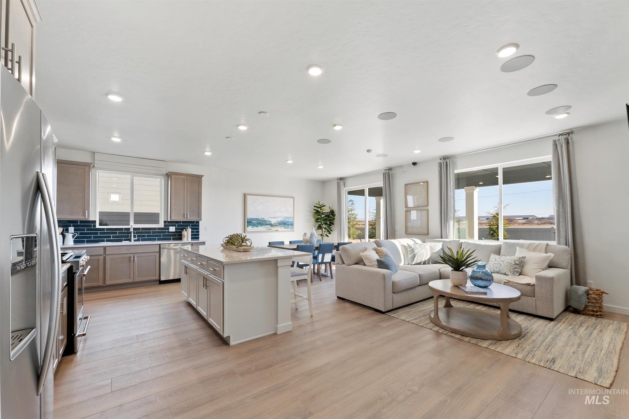 11218 W Caribou Ridge Dr, Caldwell, Idaho 83605, 3 Bedrooms, 2 Bathrooms, Residential For Sale, Price $384,990, 98989775