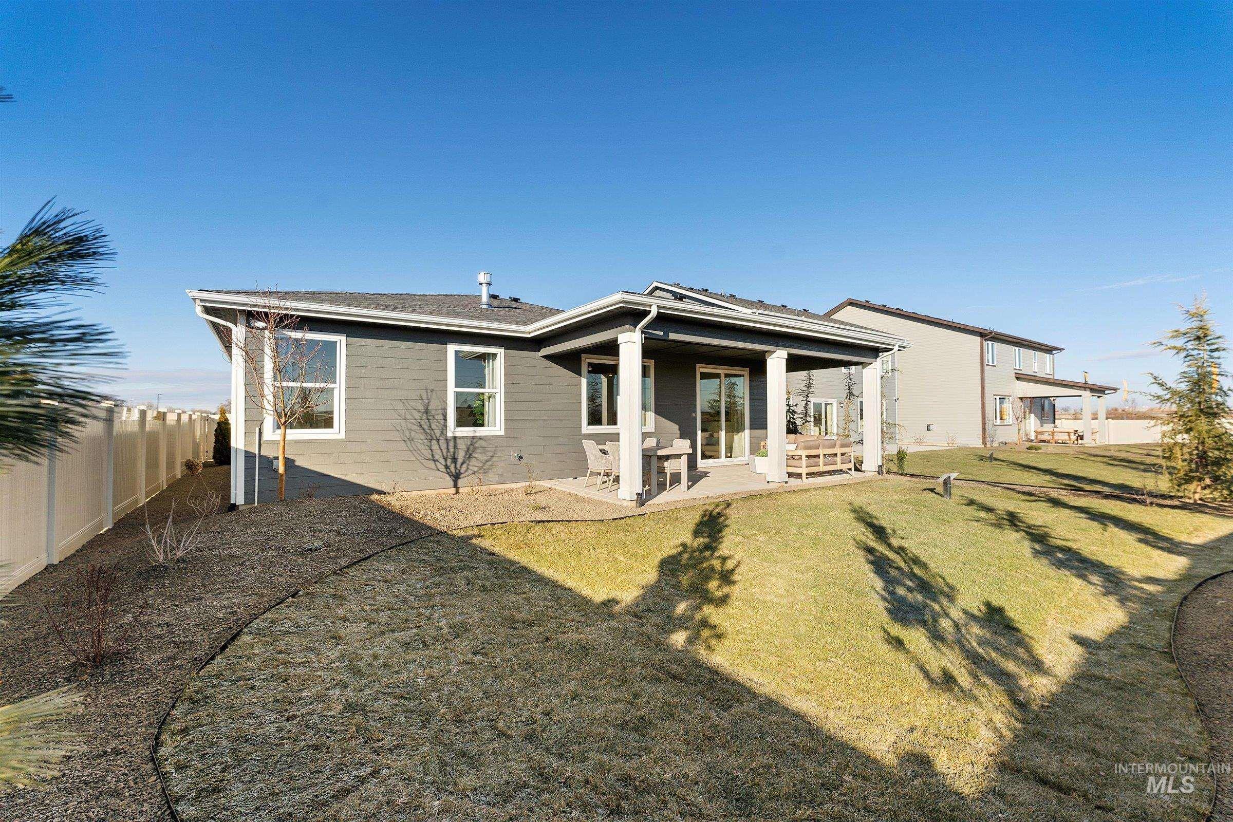 11218 W Caribou Ridge Dr, Caldwell, Idaho 83605, 3 Bedrooms, 2 Bathrooms, Residential For Sale, Price $384,990, 98989775