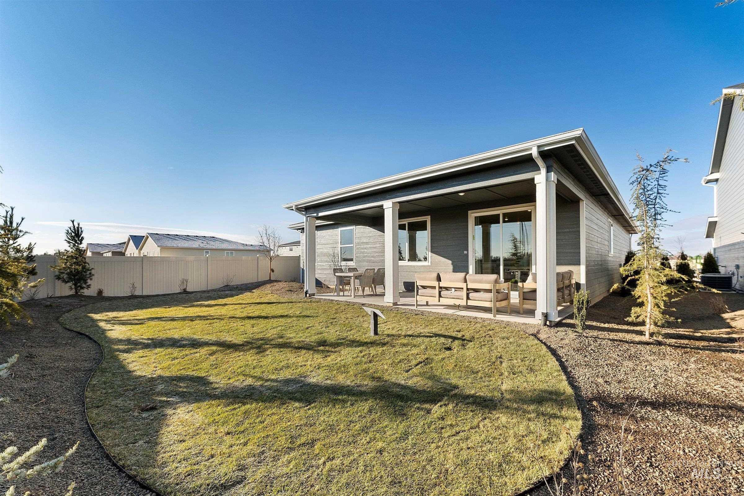 11218 W Caribou Ridge Dr, Caldwell, Idaho 83605, 3 Bedrooms, 2 Bathrooms, Residential For Sale, Price $384,990, 98989775