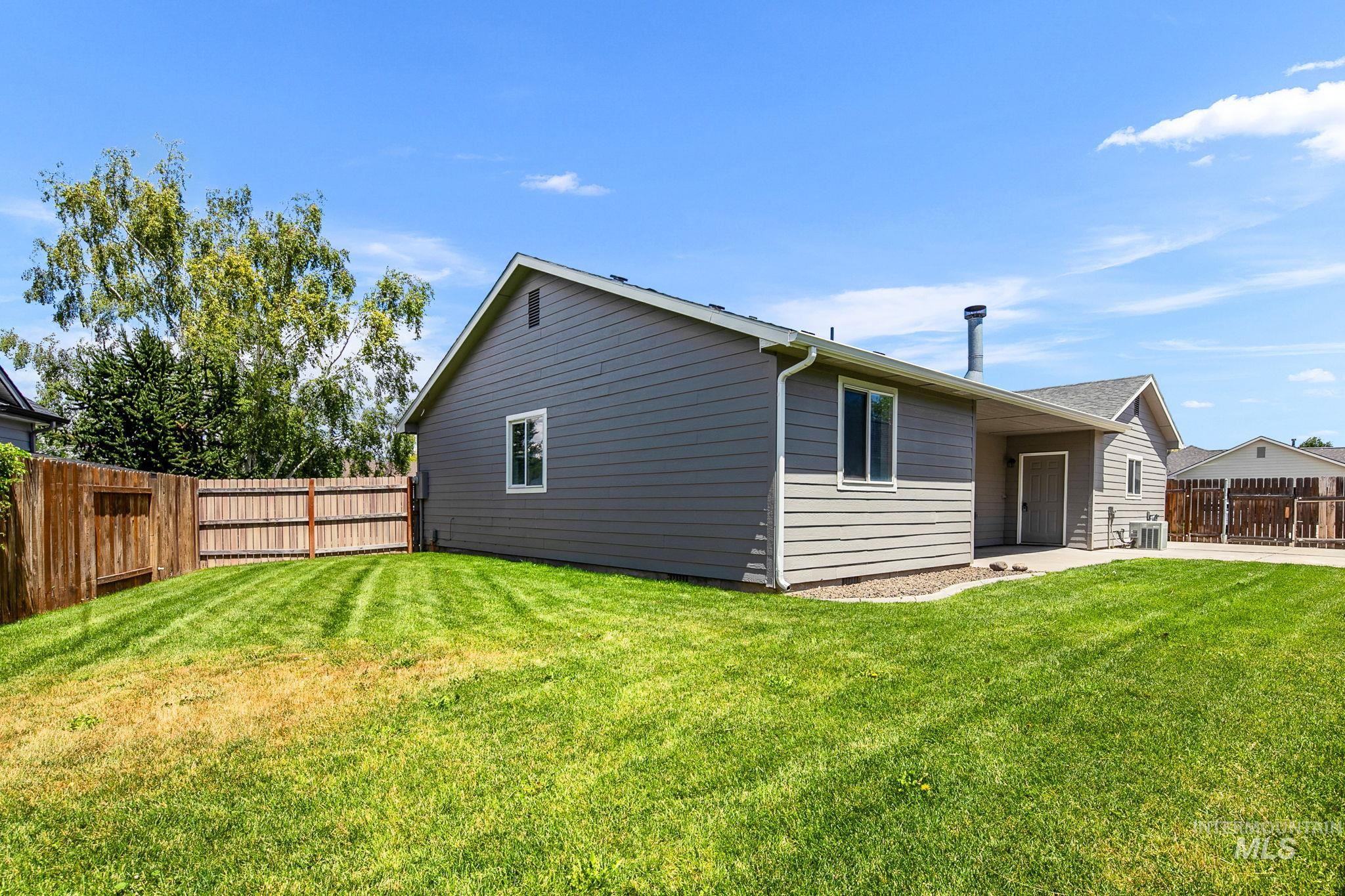 7405 Bay Meadows Dr, Nampa, Idaho 83687, 4 Bedrooms, 2 Bathrooms, Residential For Sale, Price $425,000, 98989777