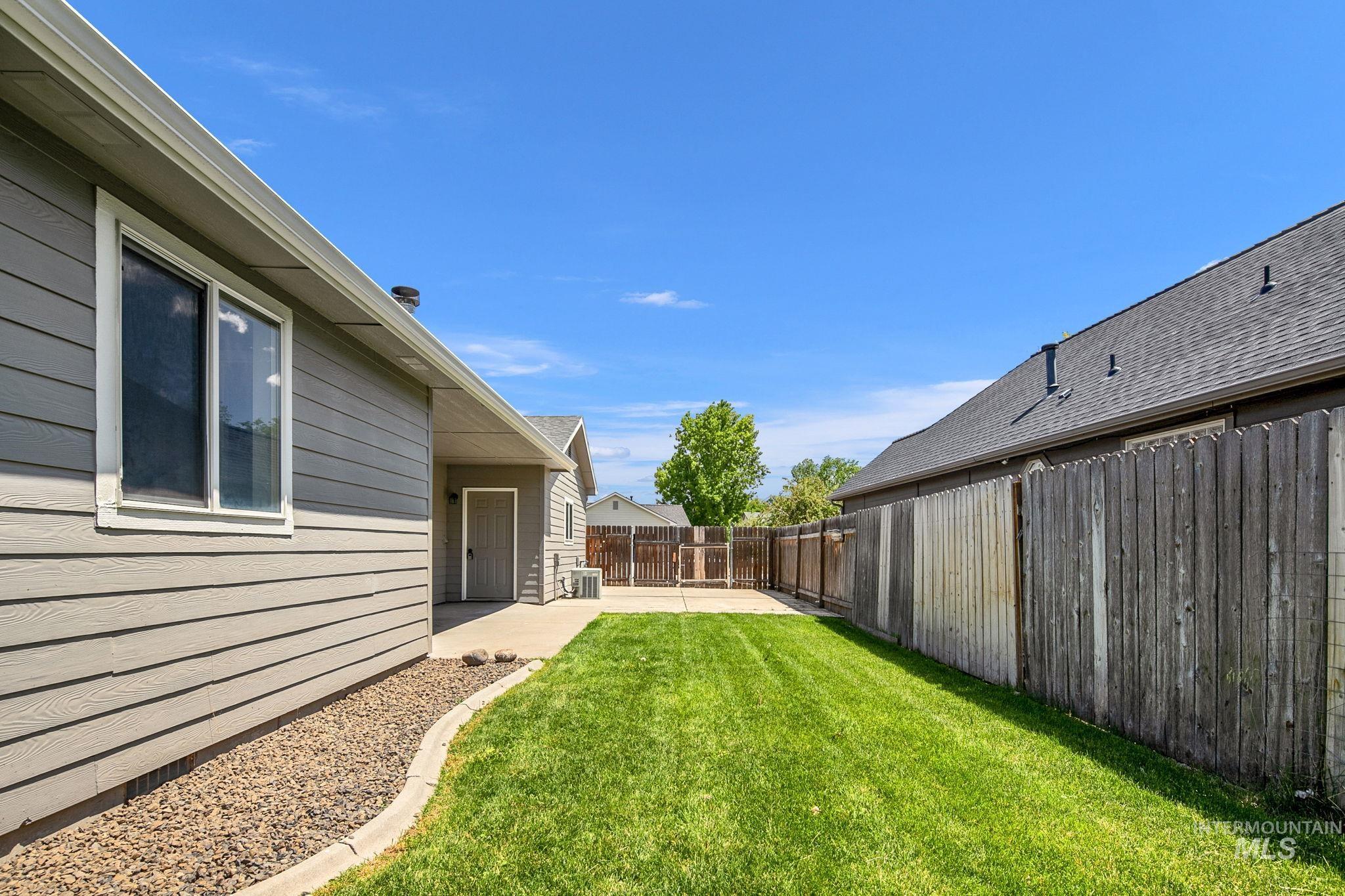 7405 Bay Meadows Dr, Nampa, Idaho 83687, 4 Bedrooms, 2 Bathrooms, Residential For Sale, Price $425,000, 98989777