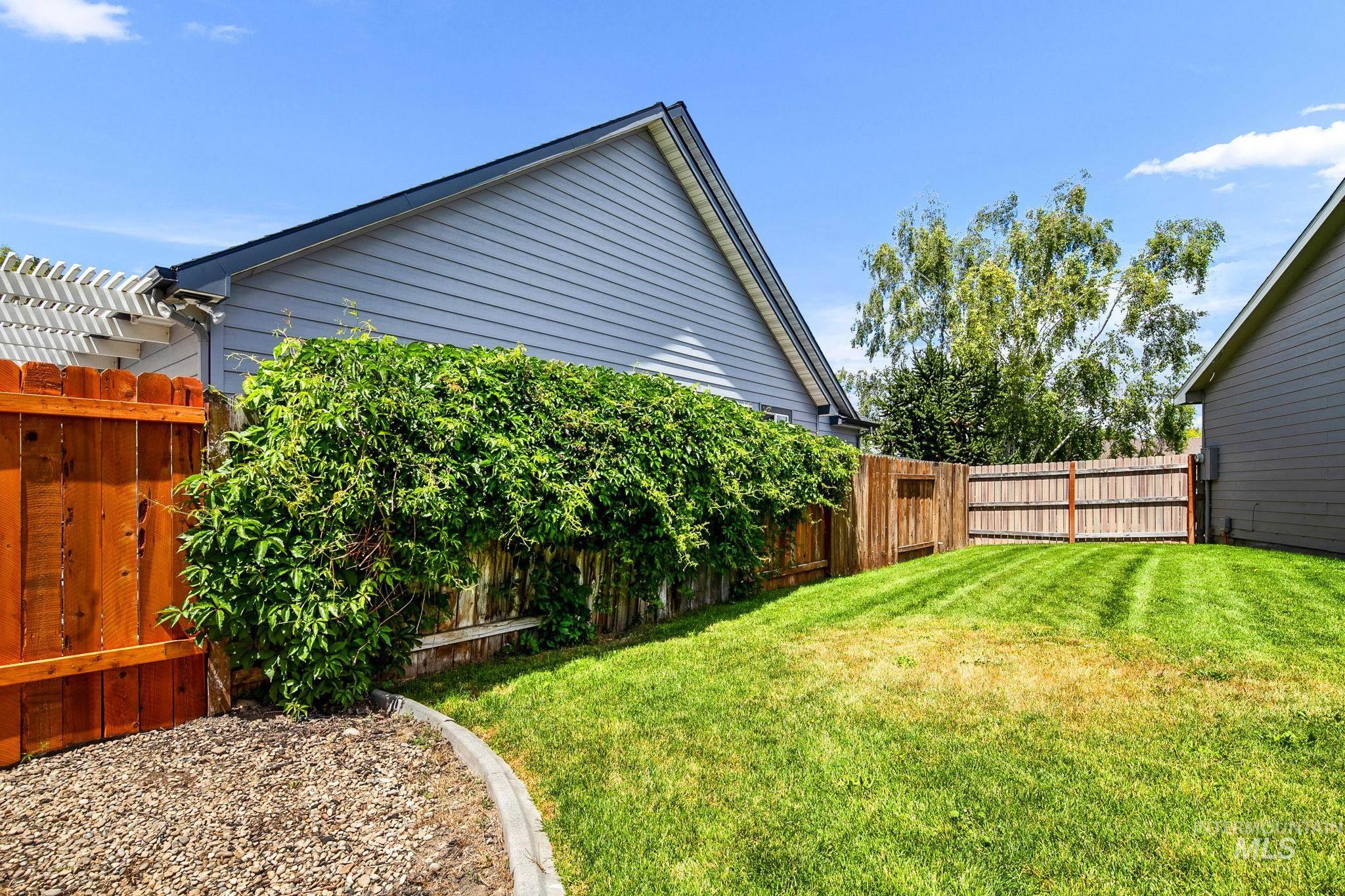 7405 Bay Meadows Dr, Nampa, Idaho 83687, 4 Bedrooms, 2 Bathrooms, Residential For Sale, Price $425,000, 98989777