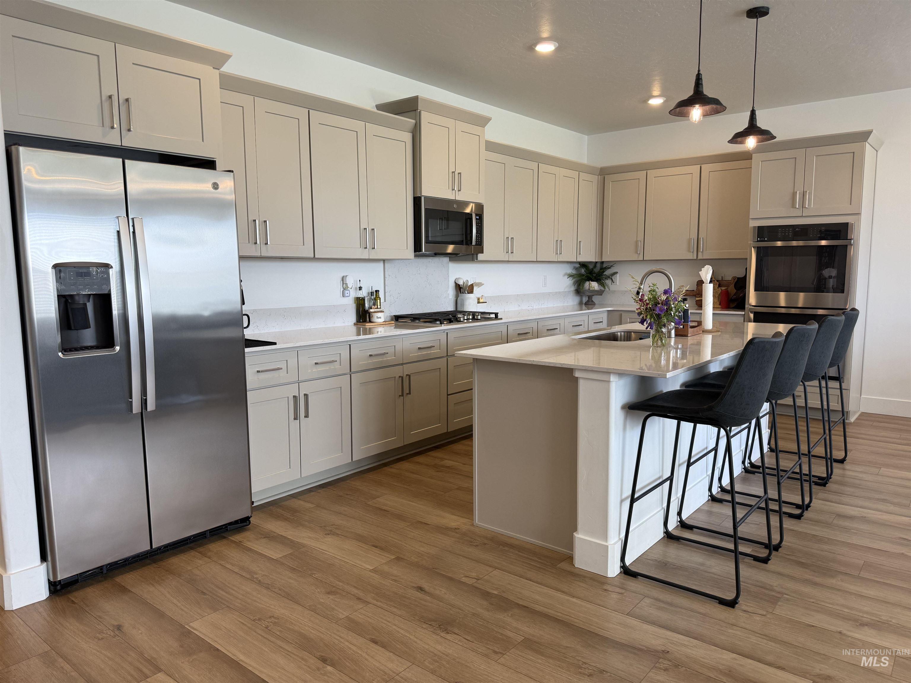 20455 Weymouth Pl, Caldwell, Idaho 83605, 5 Bedrooms, 3.5 Bathrooms, Residential For Sale, Price $574,900, 98989778