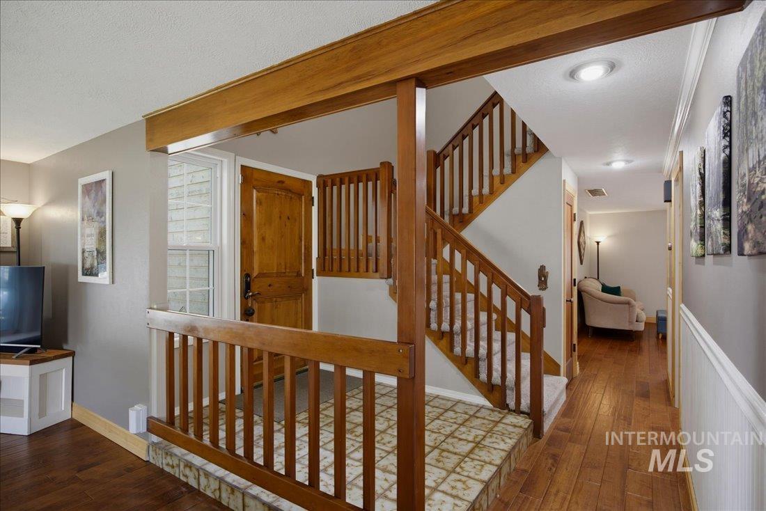 2779 S Falling Brook Way, Boise, Idaho 83706, 4 Bedrooms, 2.5 Bathrooms, Residential For Sale, Price $739,990, 98989779