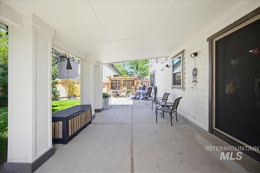 2779 S Falling Brook Way, Boise, Idaho 83706, 4 Bedrooms, 2.5 Bathrooms, Residential For Sale, Price $739,990, 98989779