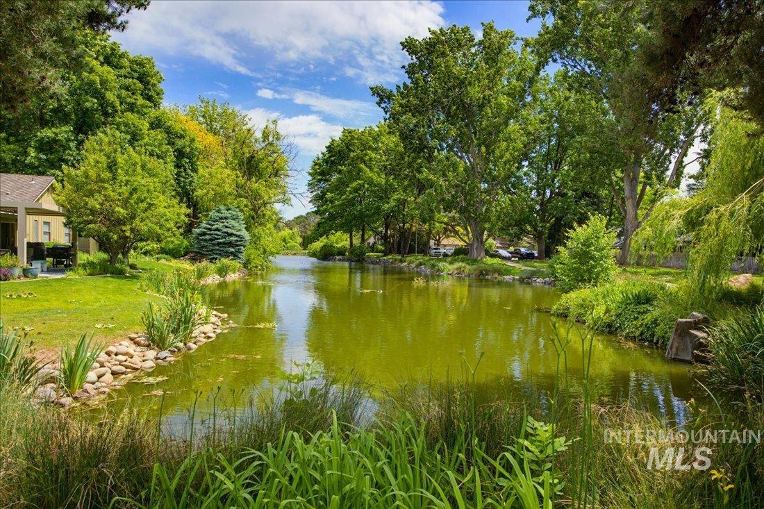 2779 S Falling Brook Way, Boise, Idaho 83706, 4 Bedrooms, 2.5 Bathrooms, Residential For Sale, Price $739,990, 98989779