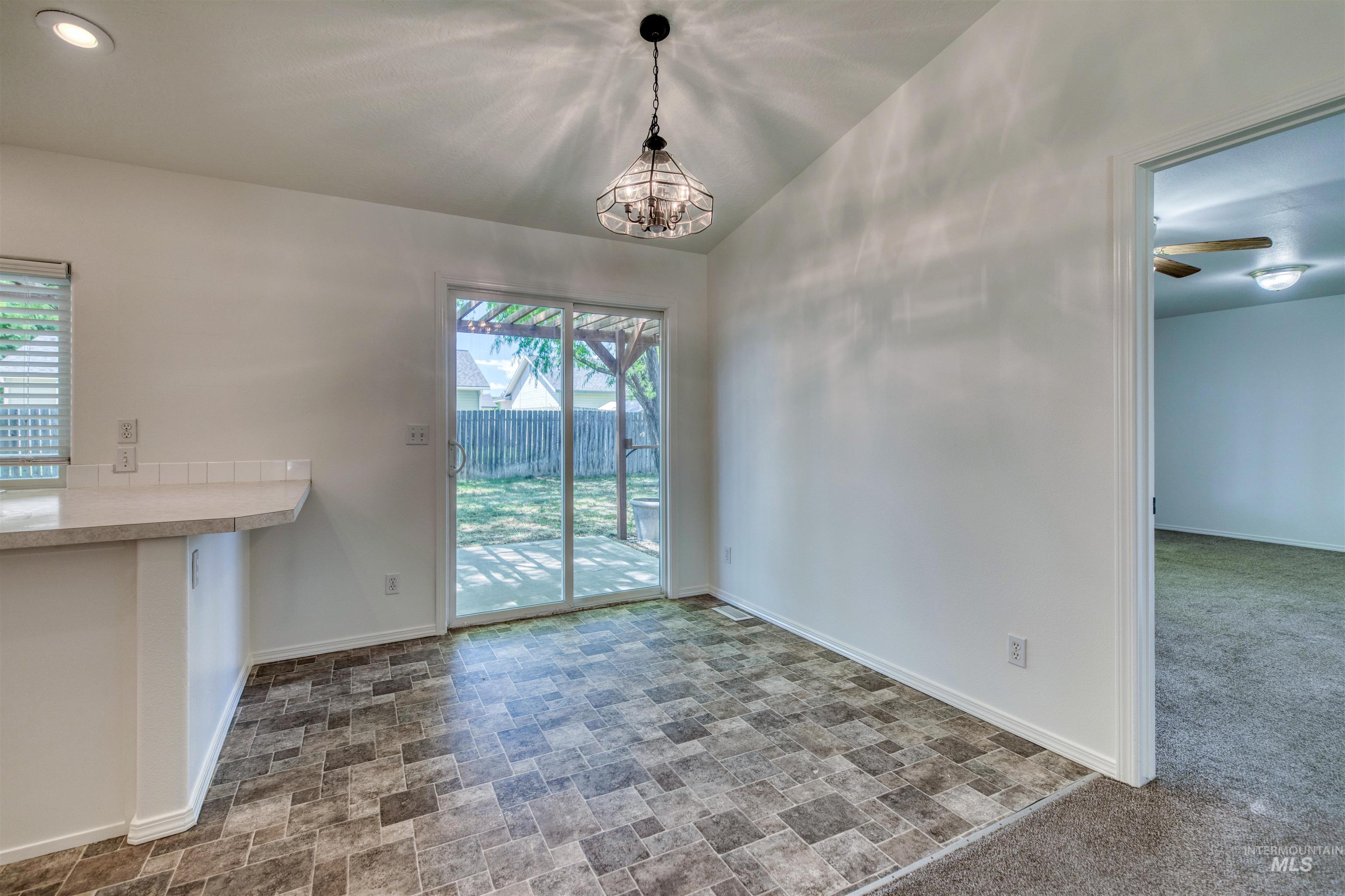615 Royal St, Caldwell, Idaho 83605-1663, 3 Bedrooms, 2.5 Bathrooms, Residential For Sale, Price $370,000, 98989780