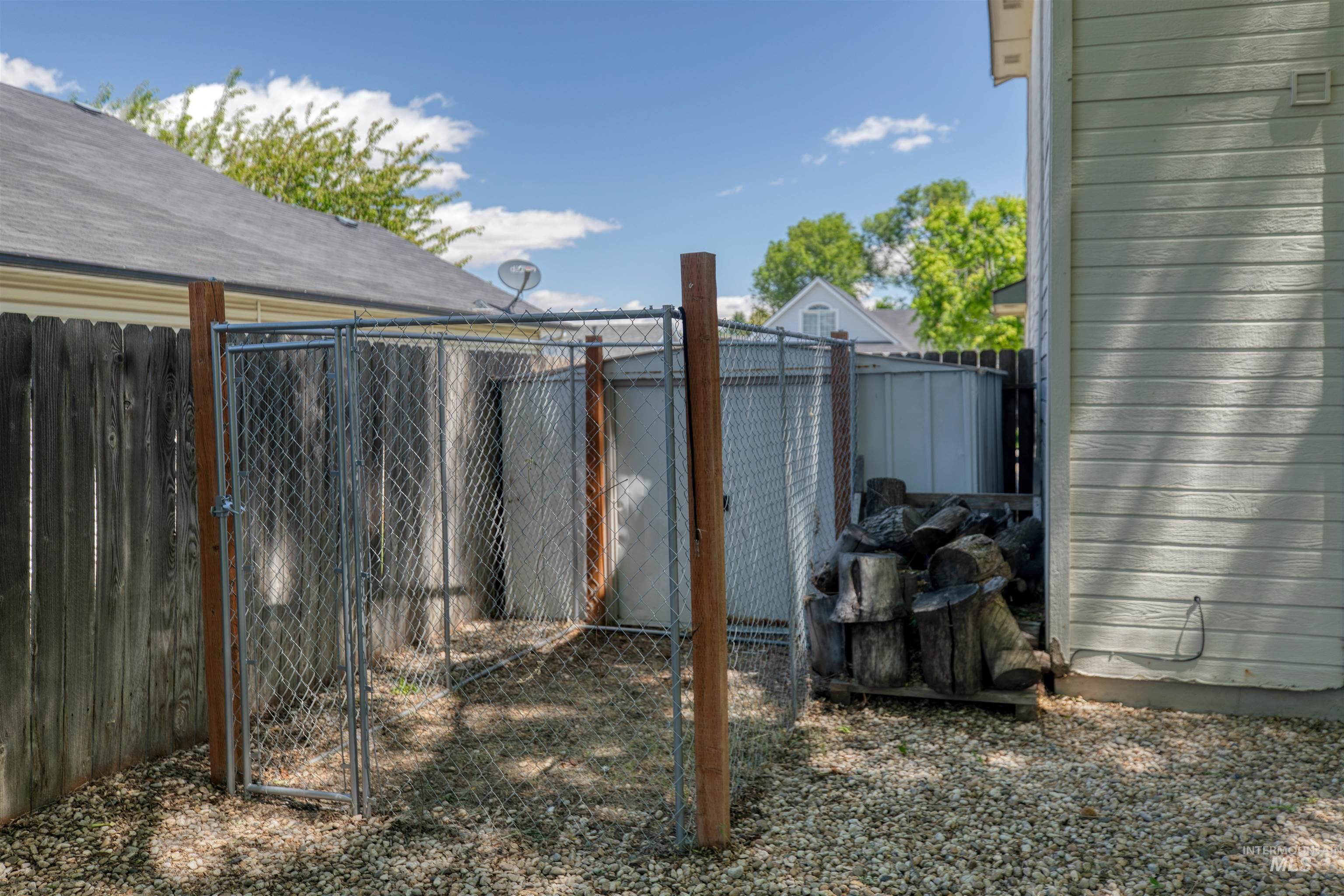 615 Royal St, Caldwell, Idaho 83605-1663, 3 Bedrooms, 2.5 Bathrooms, Residential For Sale, Price $370,000, 98989780