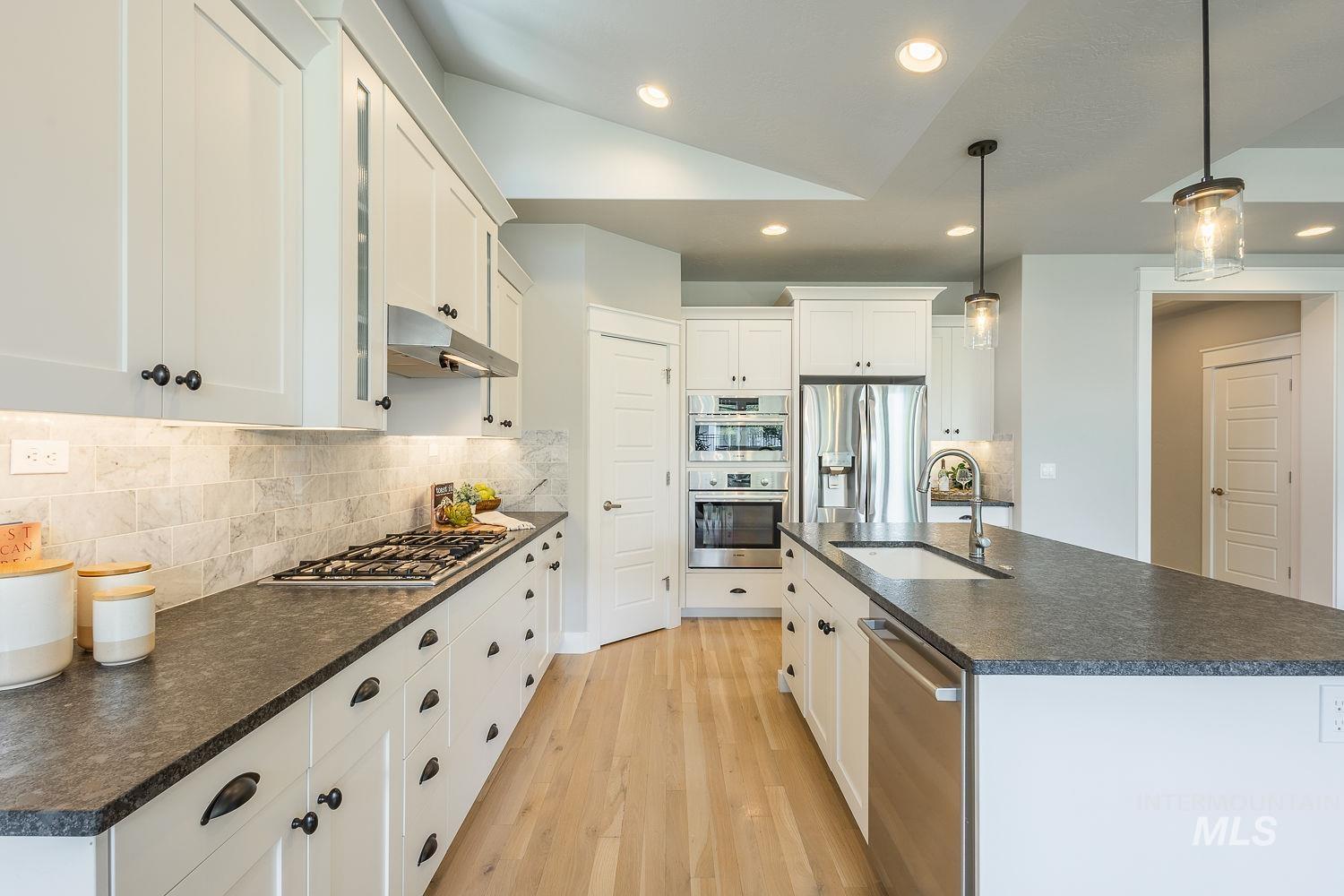 3419 E Gisborne St., Meridian, Idaho 83642, 3 Bedrooms, 2 Bathrooms, Residential For Sale, Price $614,900, 98989781