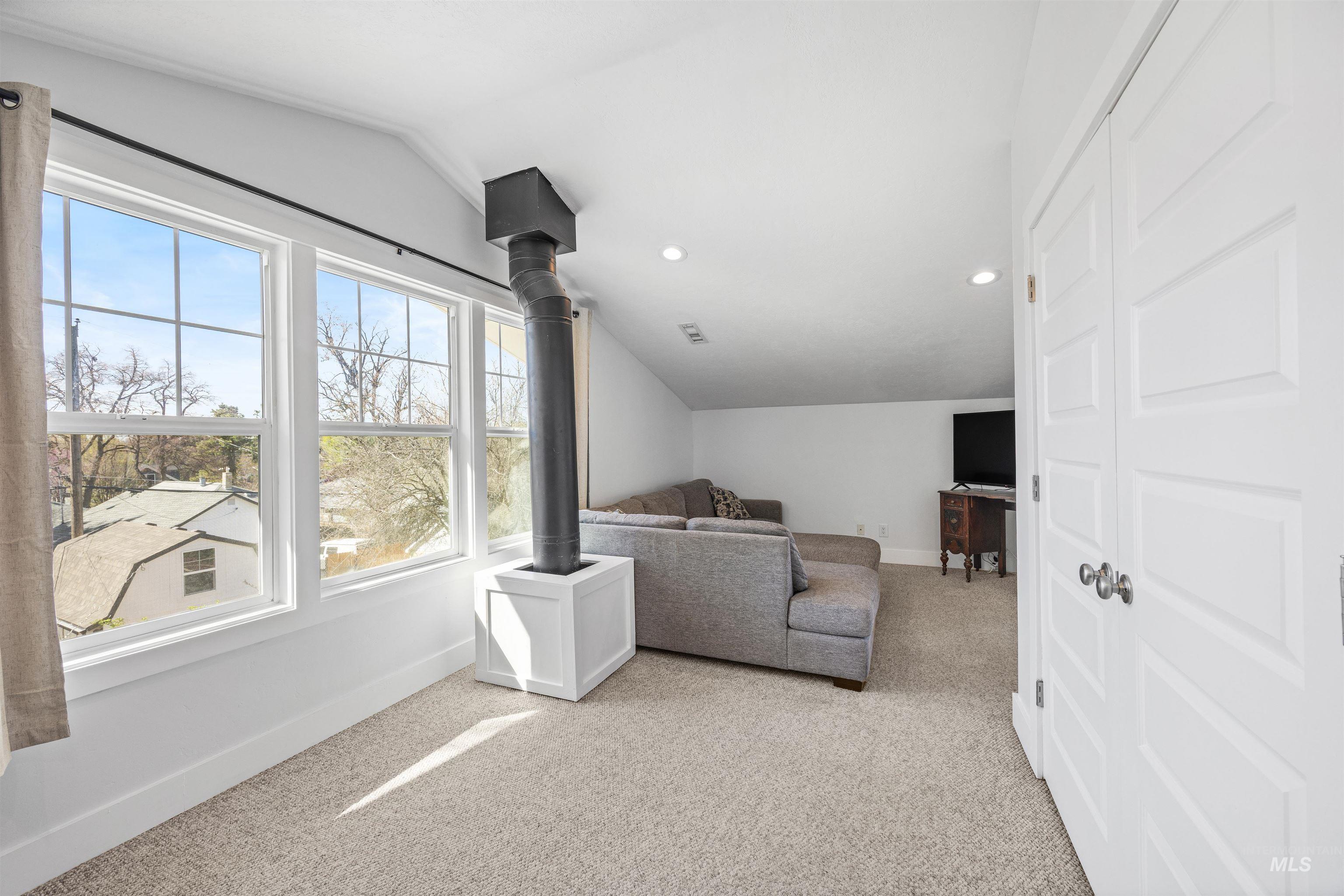 409 W Ada Street, Boise, Idaho 83702, 3 Bedrooms, 2 Bathrooms, Residential Income For Sale, Price $1,085,000, 98989782