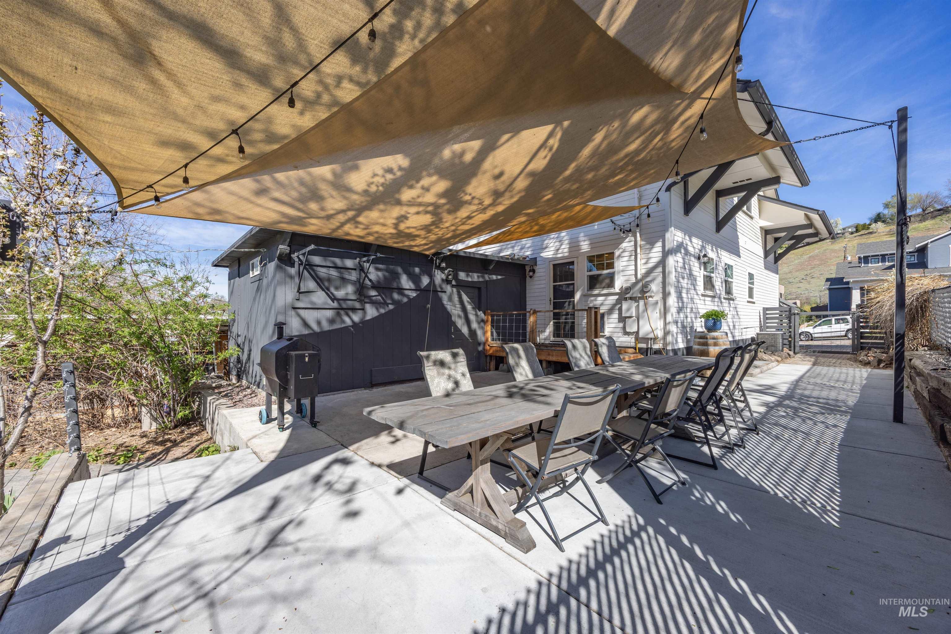 409 W Ada Street, Boise, Idaho 83702, 3 Bedrooms, 2 Bathrooms, Residential Income For Sale, Price $1,085,000, 98989782