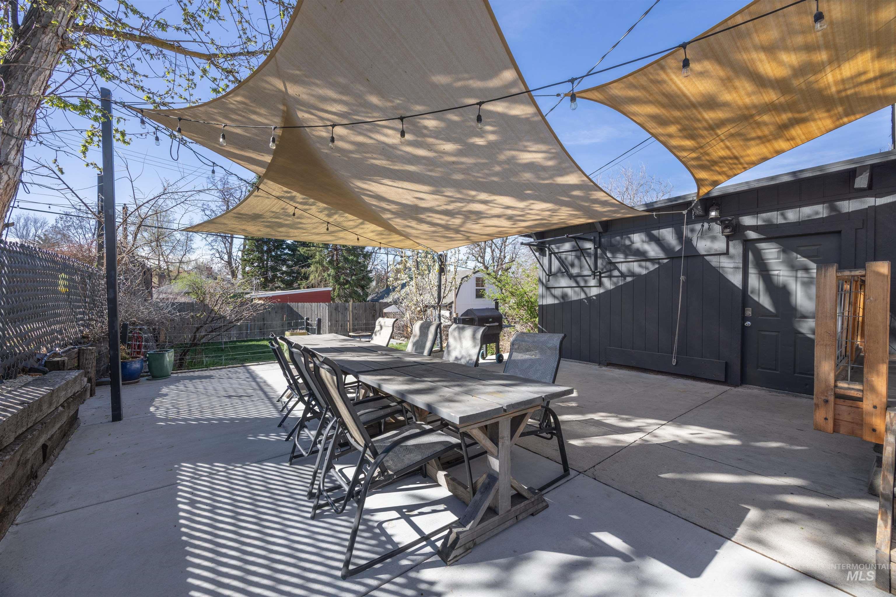 409 W Ada Street, Boise, Idaho 83702, 3 Bedrooms, 2 Bathrooms, Residential Income For Sale, Price $1,085,000, 98989782