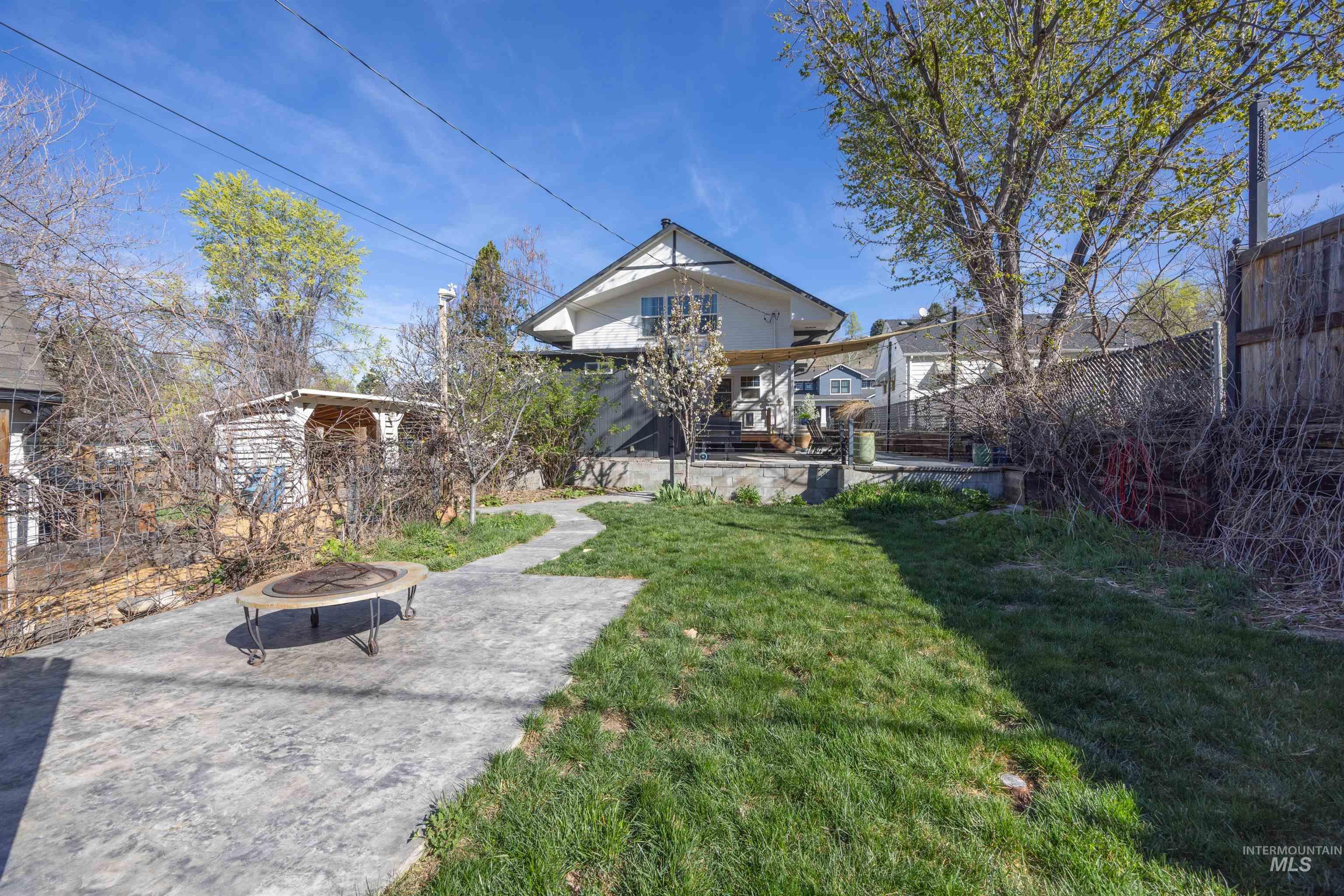 409 W Ada Street, Boise, Idaho 83702, 3 Bedrooms, 2 Bathrooms, Residential Income For Sale, Price $1,085,000, 98989782