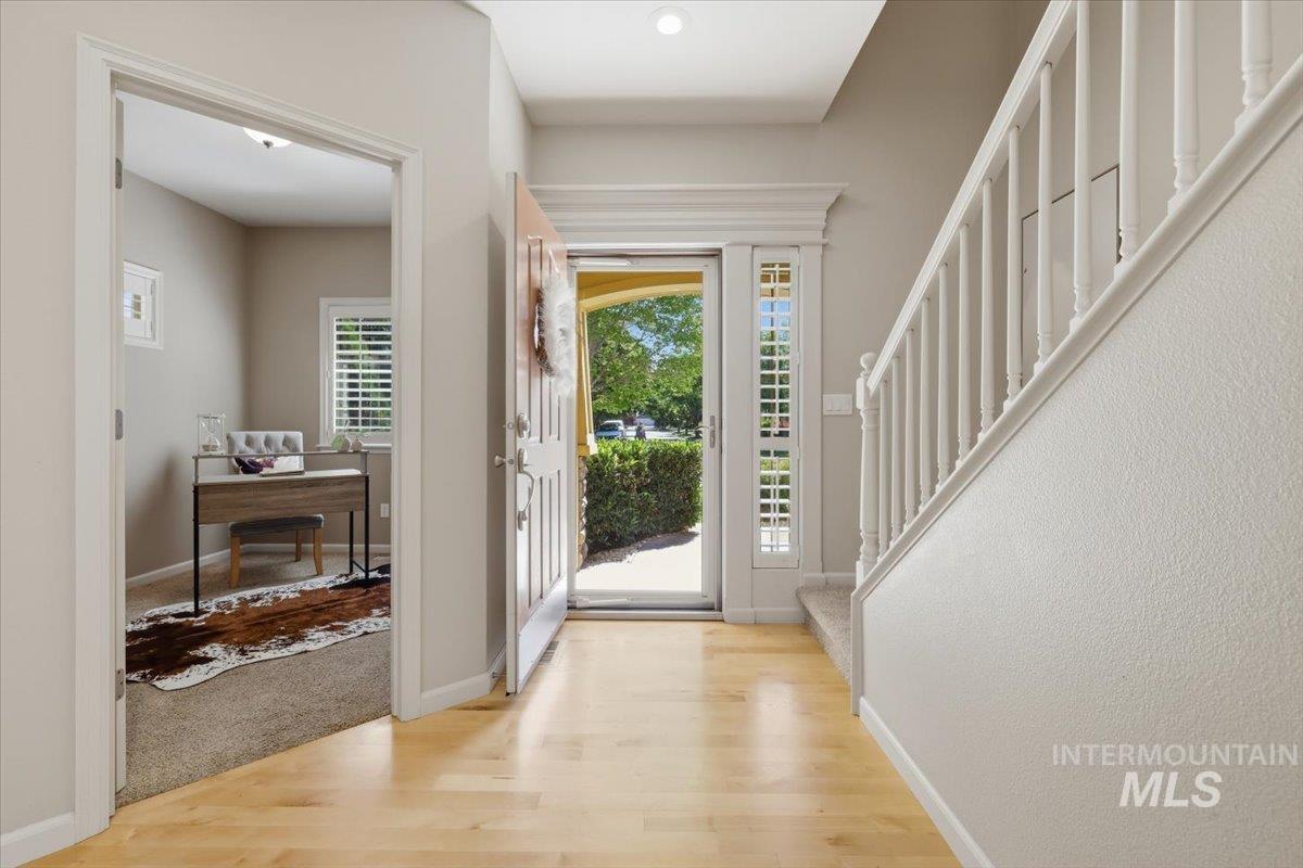 3769 N Quenzer Way, Meridian, Idaho 83646, 3 Bedrooms, 2.5 Bathrooms, Residential For Sale, Price $529,000, 98989783