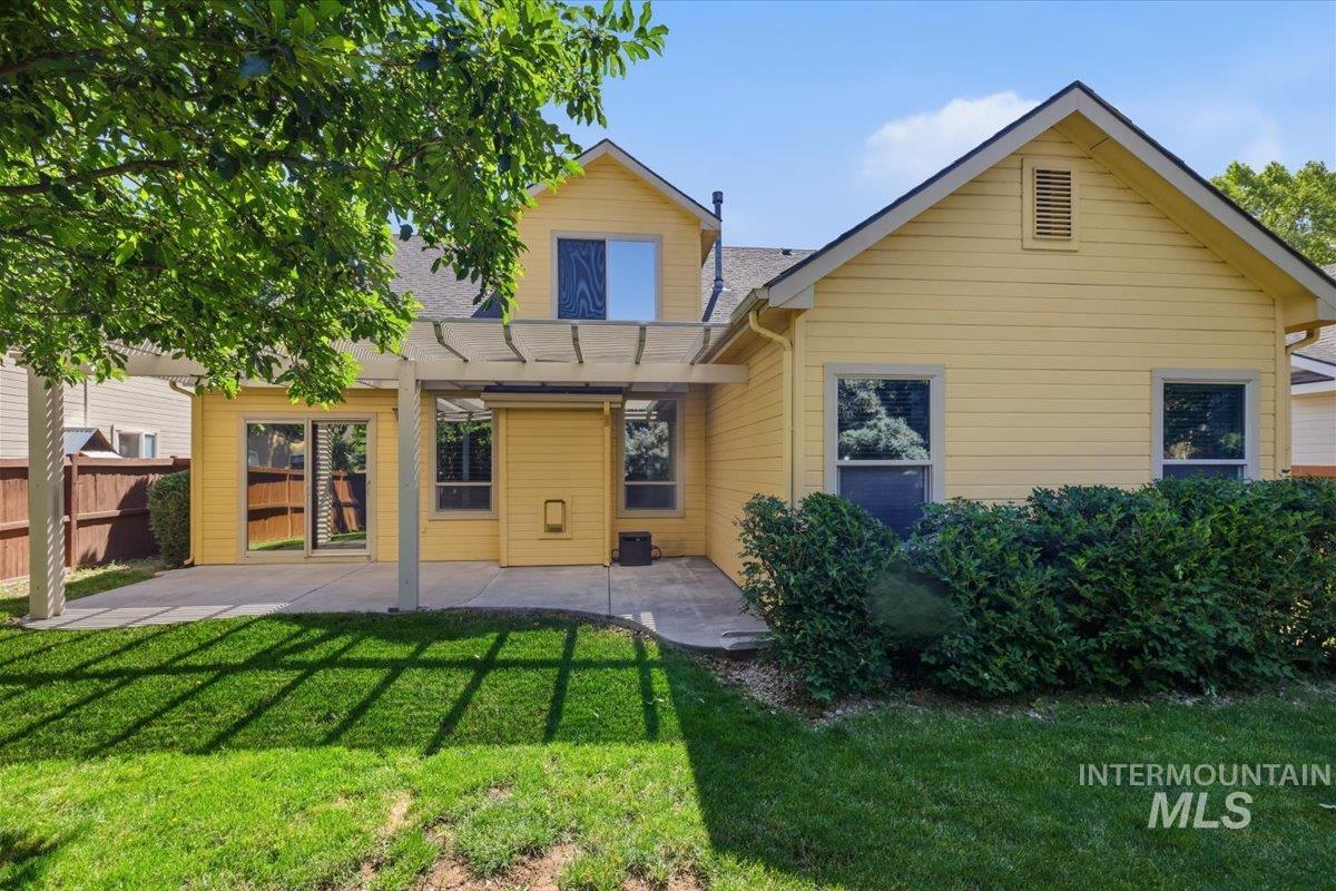 3769 N Quenzer Way, Meridian, Idaho 83646, 3 Bedrooms, 2.5 Bathrooms, Residential For Sale, Price $529,000, 98989783