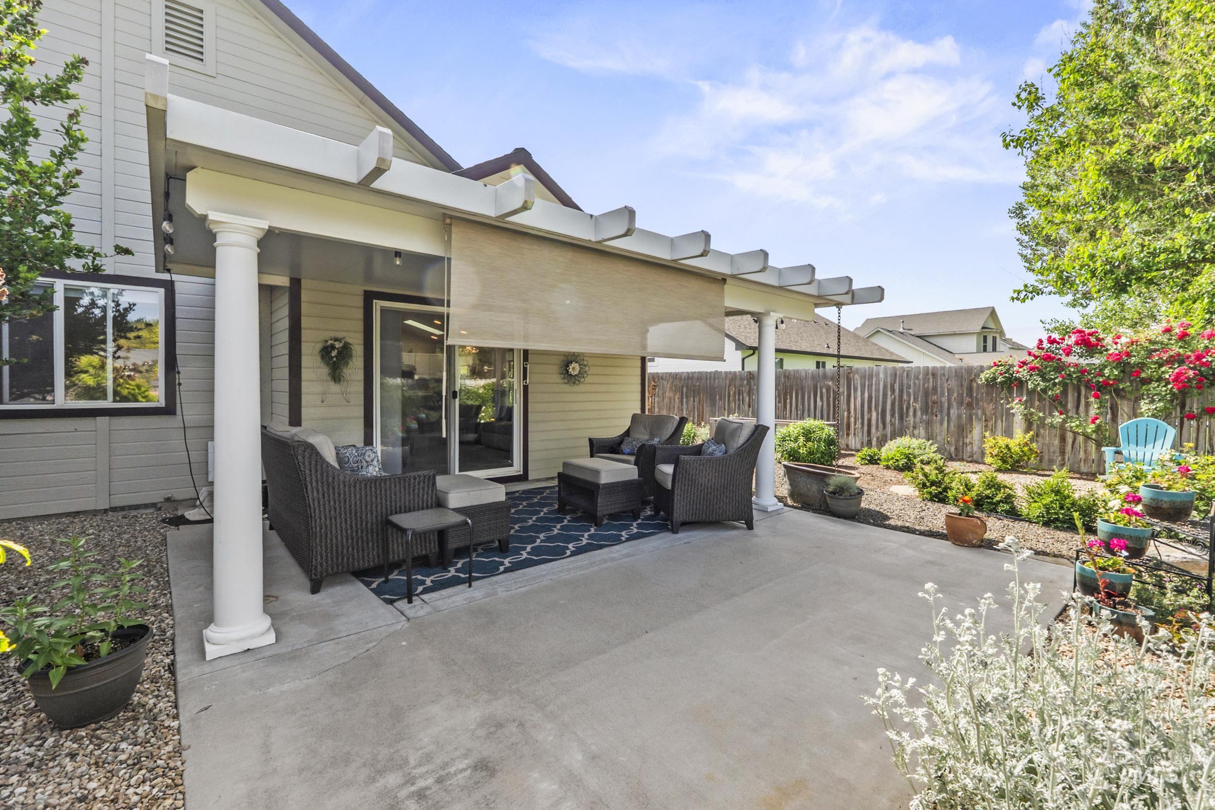2717 S Harbour Springs, Nampa, Idaho 83686, 3 Bedrooms, 2 Bathrooms, Residential For Sale, Price $426,900, 98989784