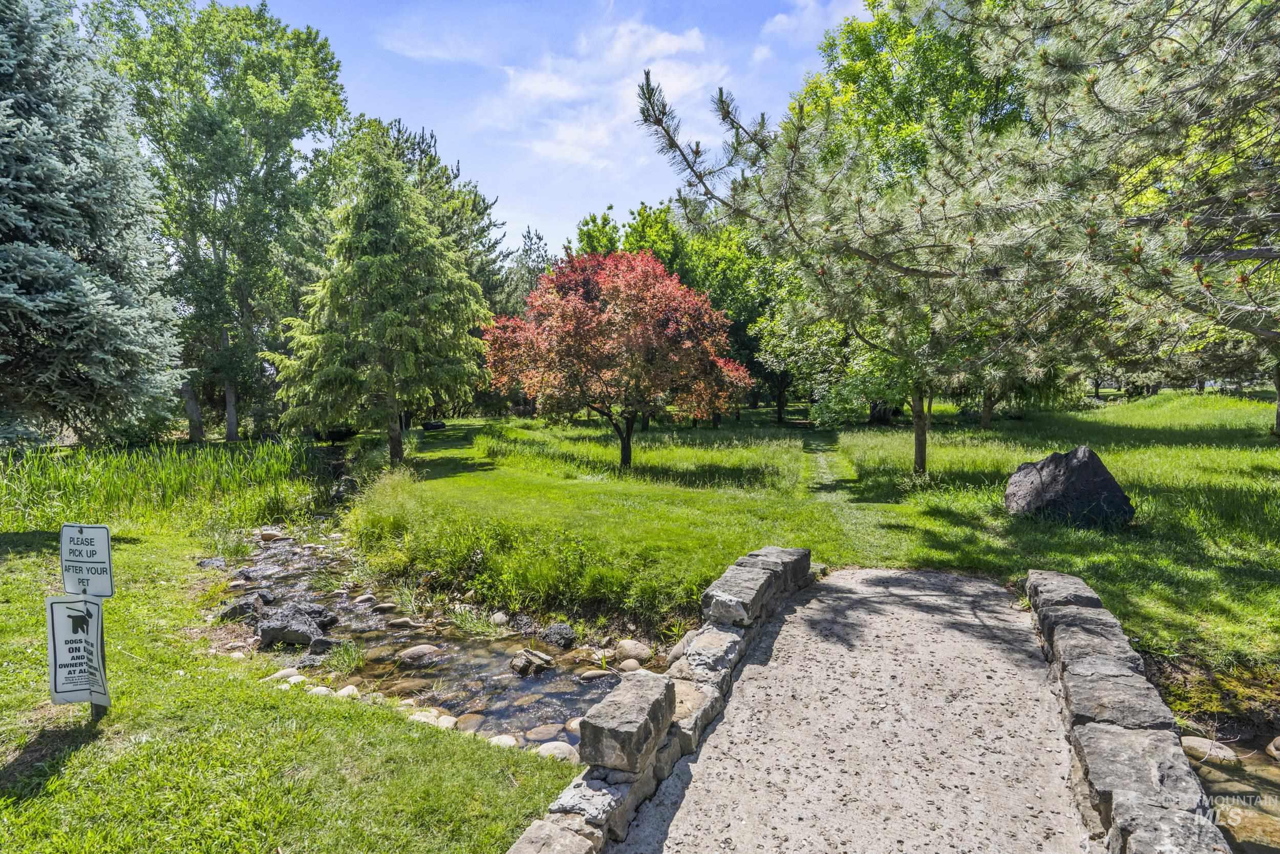 2717 S Harbour Springs, Nampa, Idaho 83686, 3 Bedrooms, 2 Bathrooms, Residential For Sale, Price $426,900, 98989784