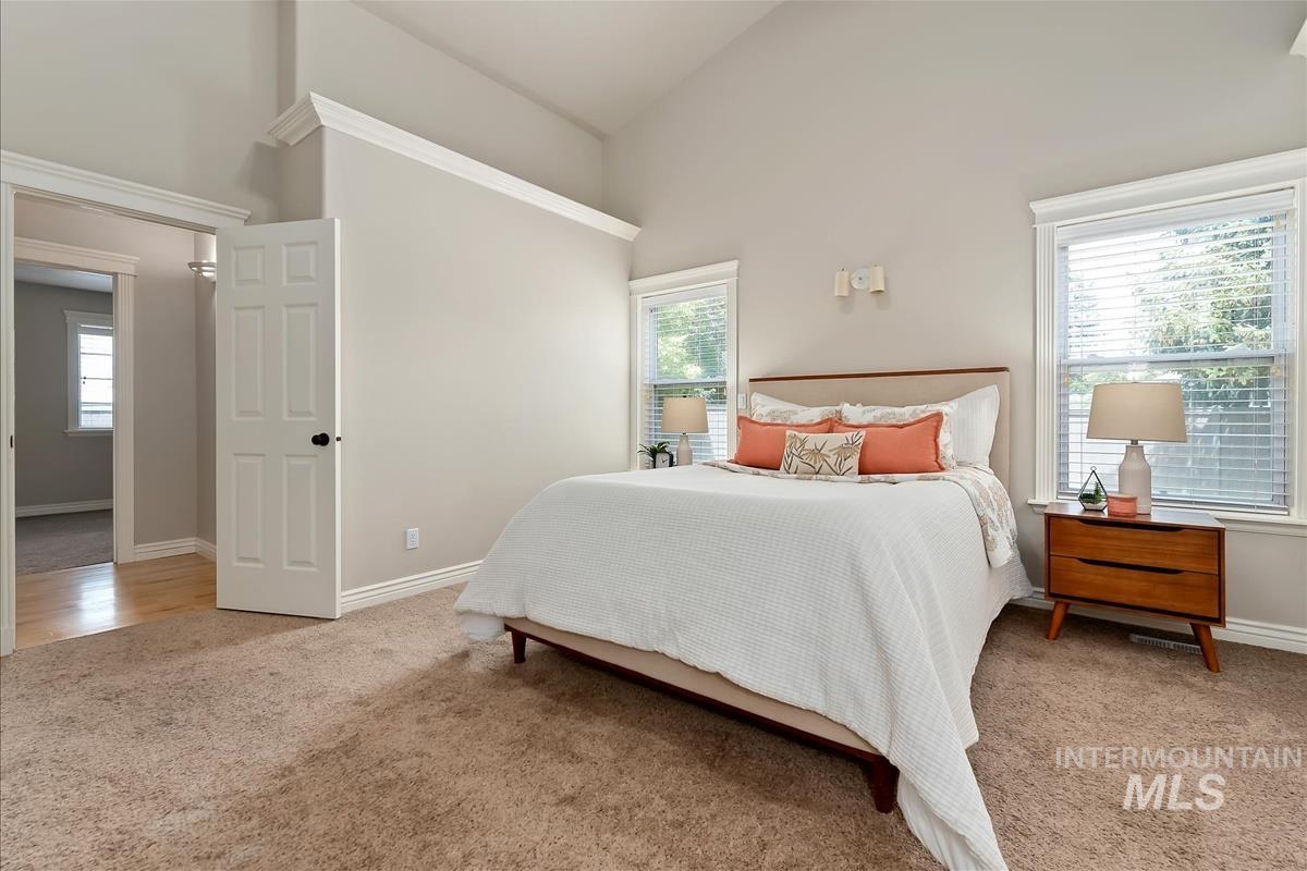 389 W Bosanka Drive, Eagle, Idaho 83616, 3 Bedrooms, 2 Bathrooms, Residential For Sale, Price $585,000, 98989786
