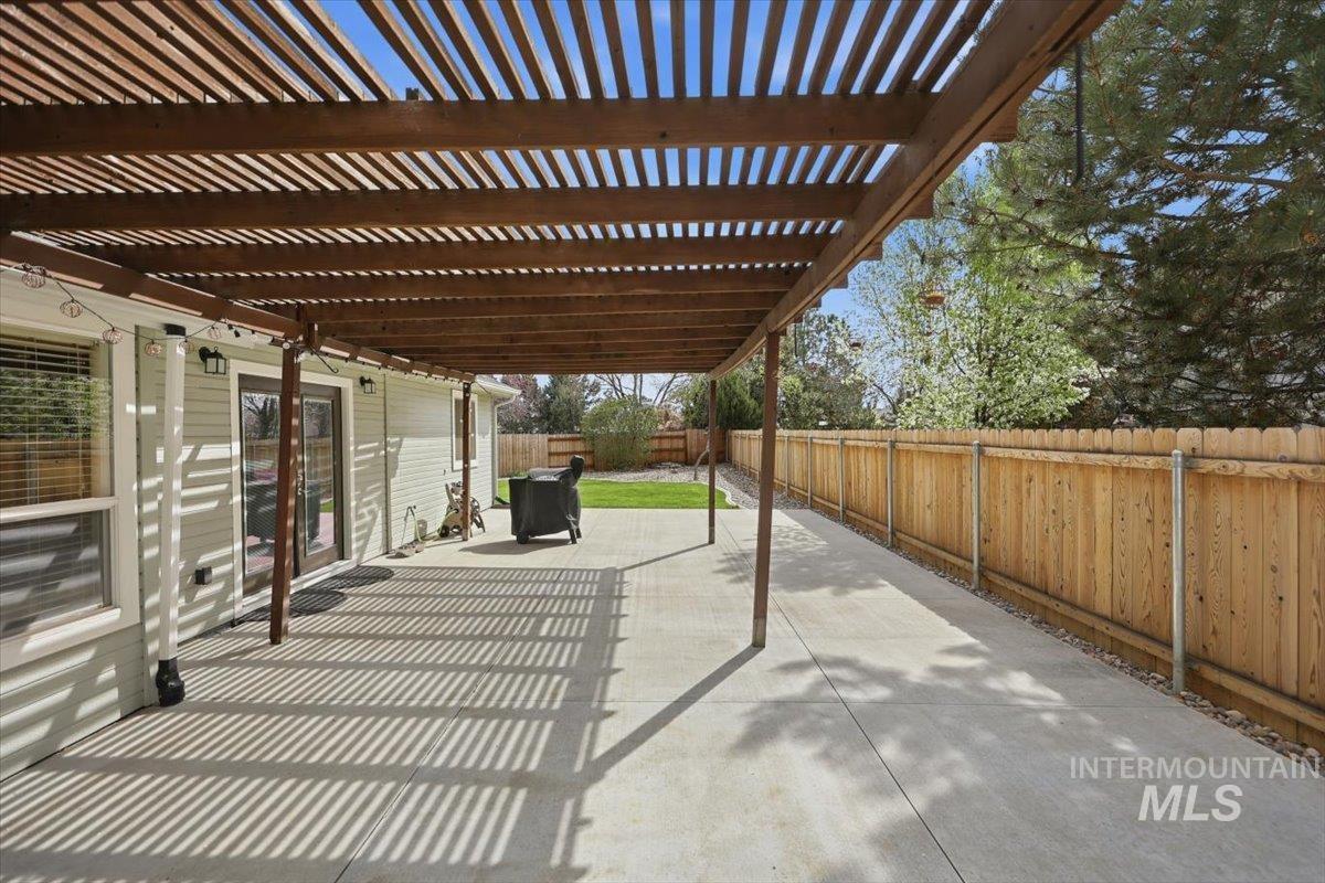 2441 N Snow Goose Way, Meridian, Idaho 83646, 4 Bedrooms, 2 Bathrooms, Residential For Sale, Price $599,000, 98989789