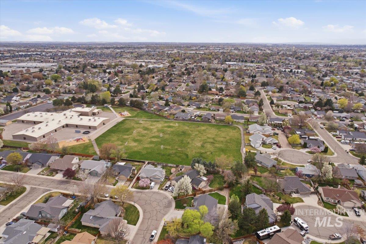 2441 N Snow Goose Way, Meridian, Idaho 83646, 4 Bedrooms, 2 Bathrooms, Residential For Sale, Price $599,000, 98989789