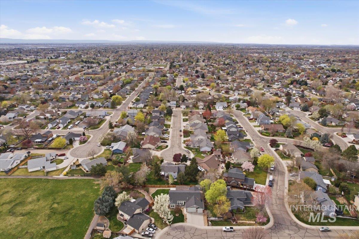 2441 N Snow Goose Way, Meridian, Idaho 83646, 4 Bedrooms, 2 Bathrooms, Residential For Sale, Price $599,000, 98989789
