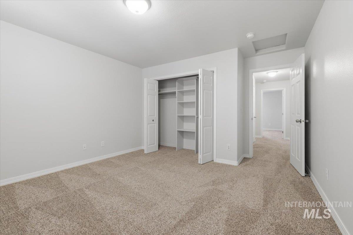 1401 Lois Ln, Nampa, Idaho 83686-2852, 3 Bedrooms, 2.5 Bathrooms, Residential For Sale, Price $384,900, 98989790
